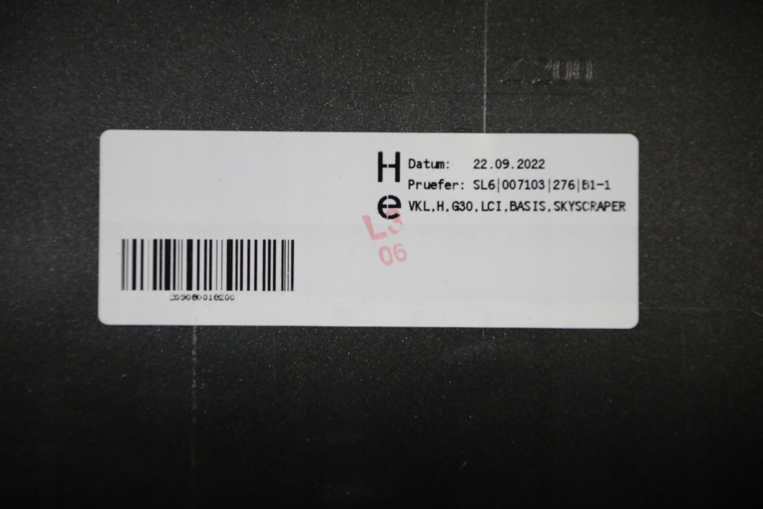 BMW G30 LCI bumper rear part rear 6xPDC colour C4W