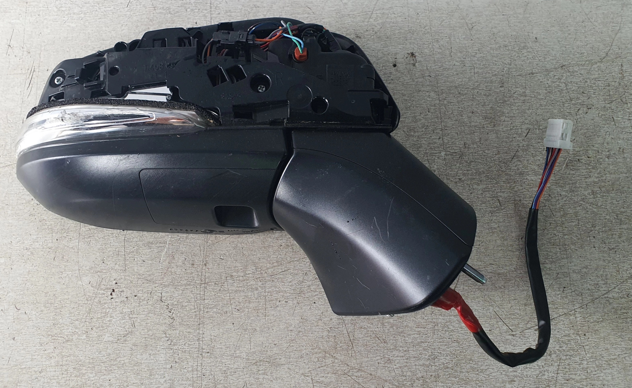 TOYOTA RAV4 V 19- mirror right support 12 PIN original 045428