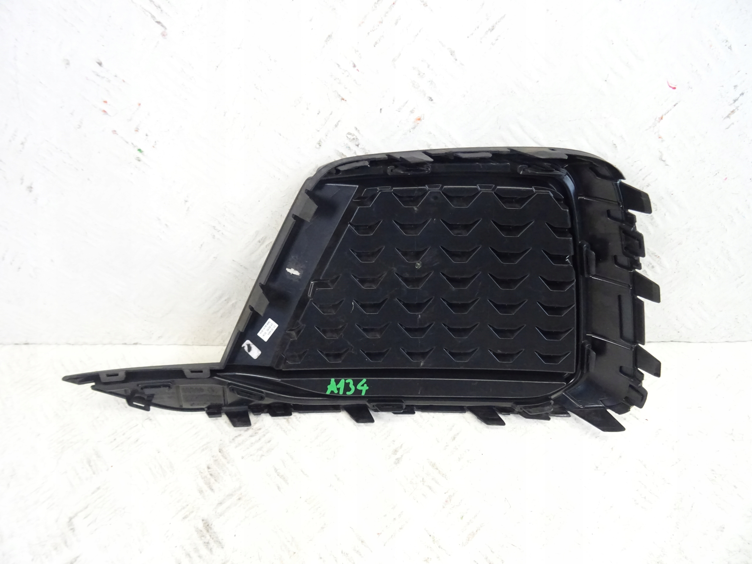 AUDI A1 82A S-LINE right grid of a bumper front front