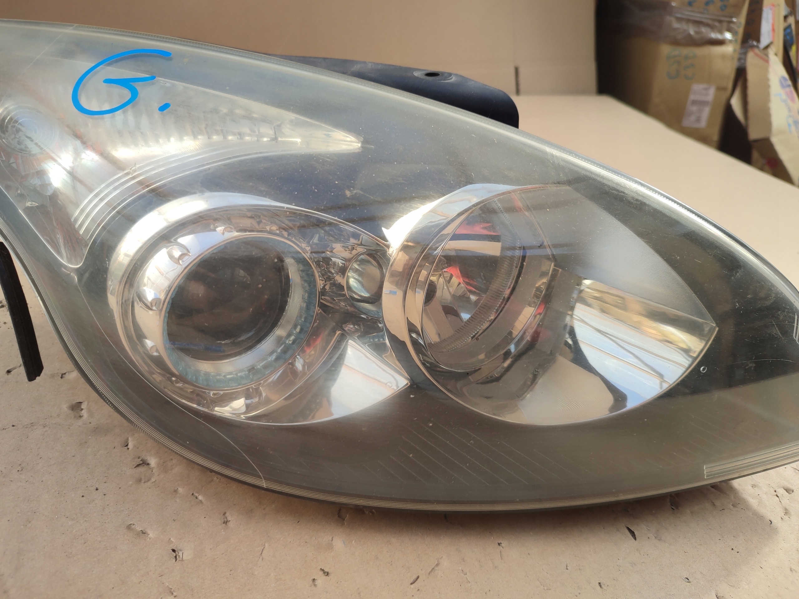REFLEKTOR light right front HYUNDAI I30 LIFT 09-12 92102-2r000