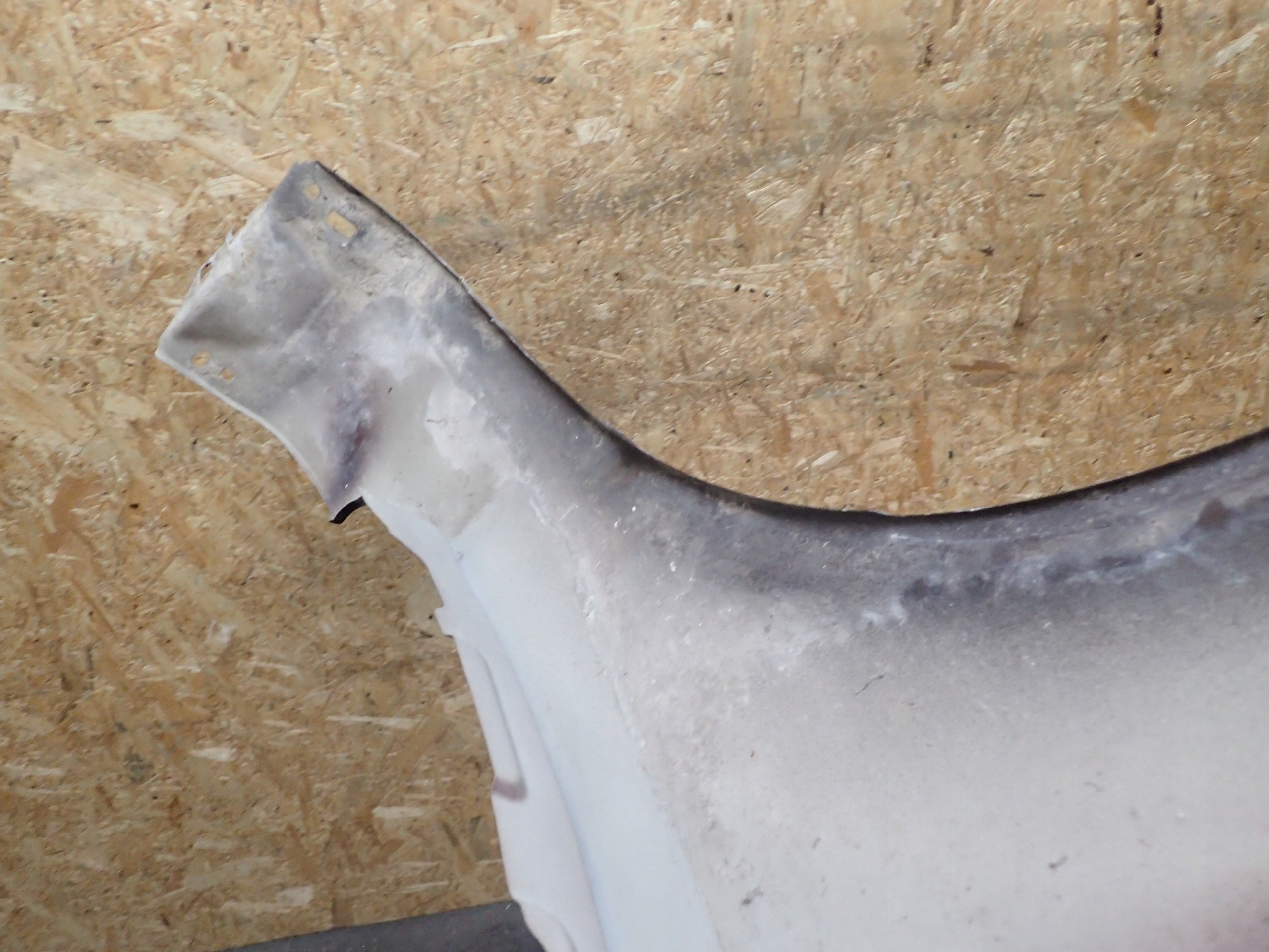 FENDER FRONT RIGHT FORD FOCUS MK2 LIFT 08