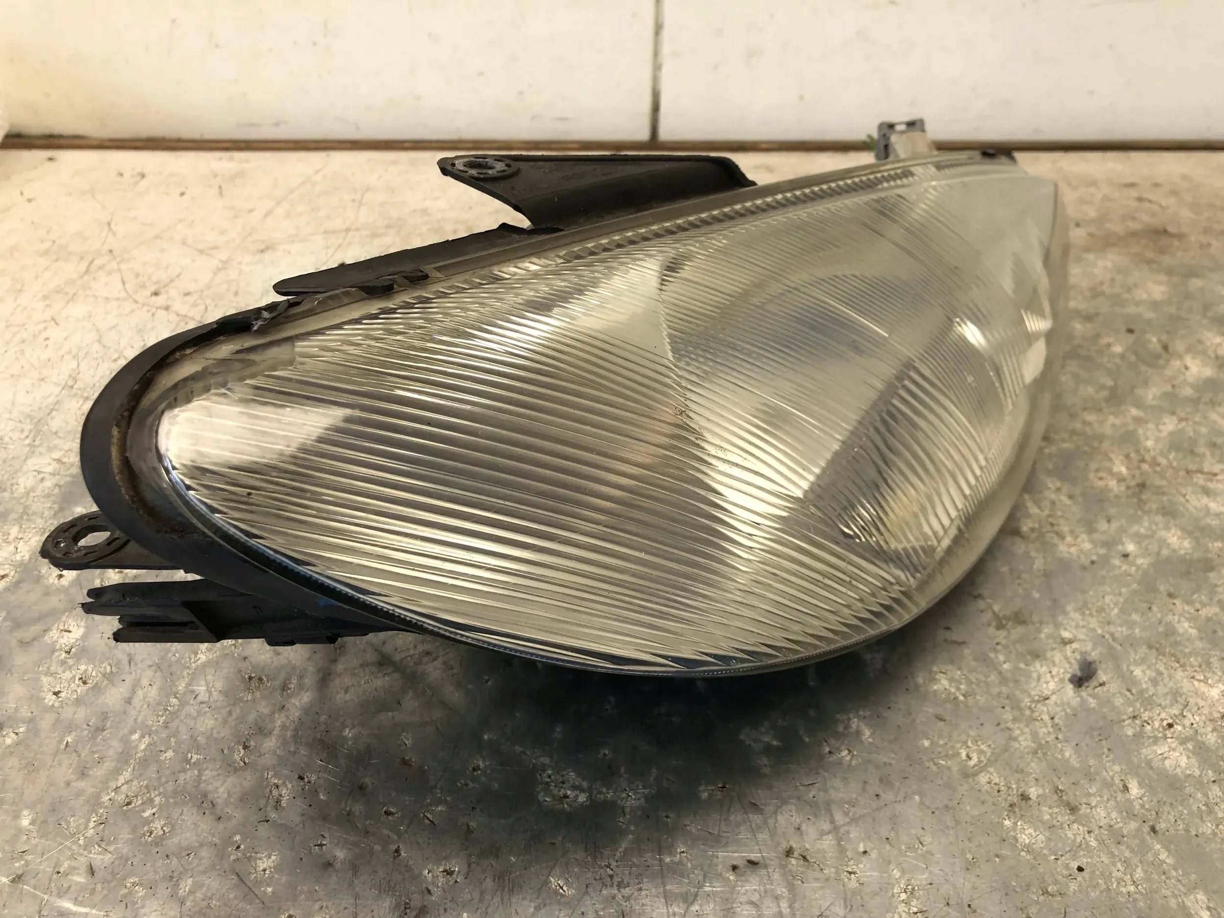 light right front PEUGEOT 206 9640559480