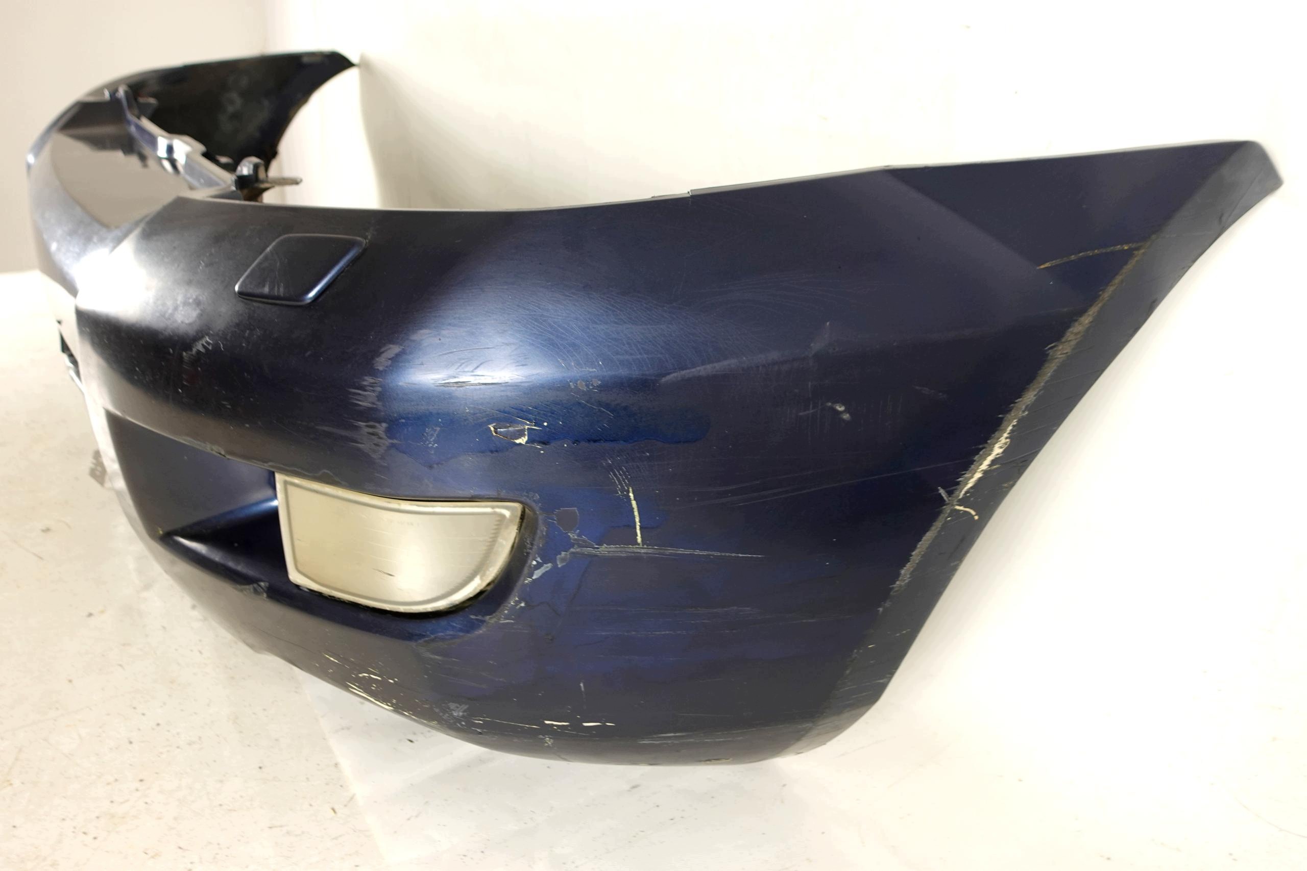 bumper front front TOYOTA LAND CRUISER 120 J120 03-09 8R4 2003- SZEROKI