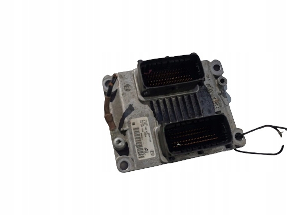 OPEL AGILA 1.2B 16V 0261206075 09185450 computer E