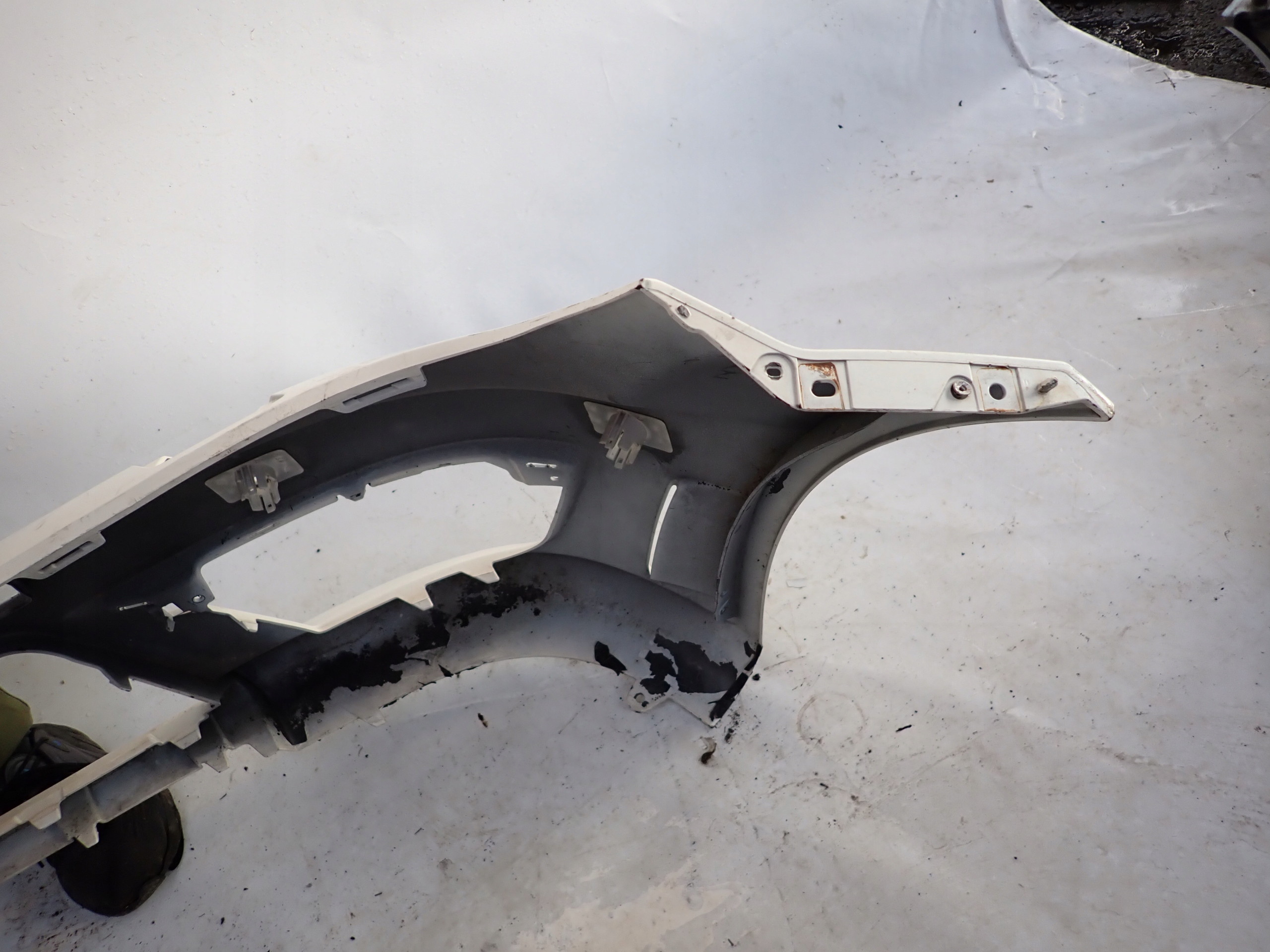 MERCEDES C KLASA W204 AMG 6.3 63 LIFT bumper front front SPR PDC