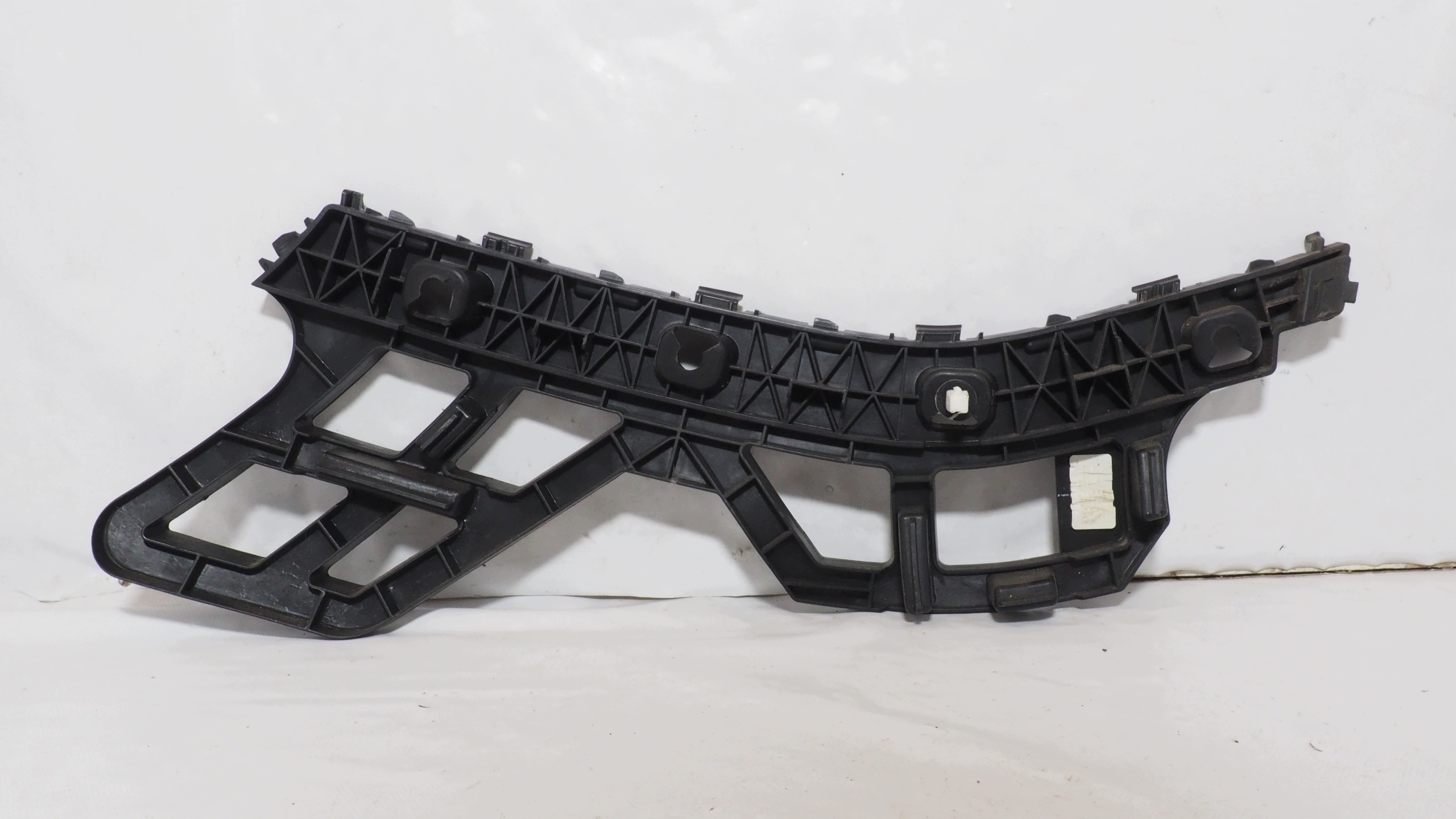 Kia Proceed III GT-Line bumper bracket left rear part 86615-J7700