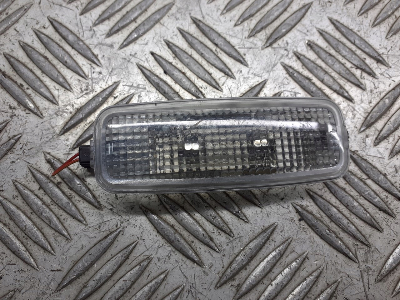 Освещение Кузова seat EXEO 2.0 tdi 4D0947105A