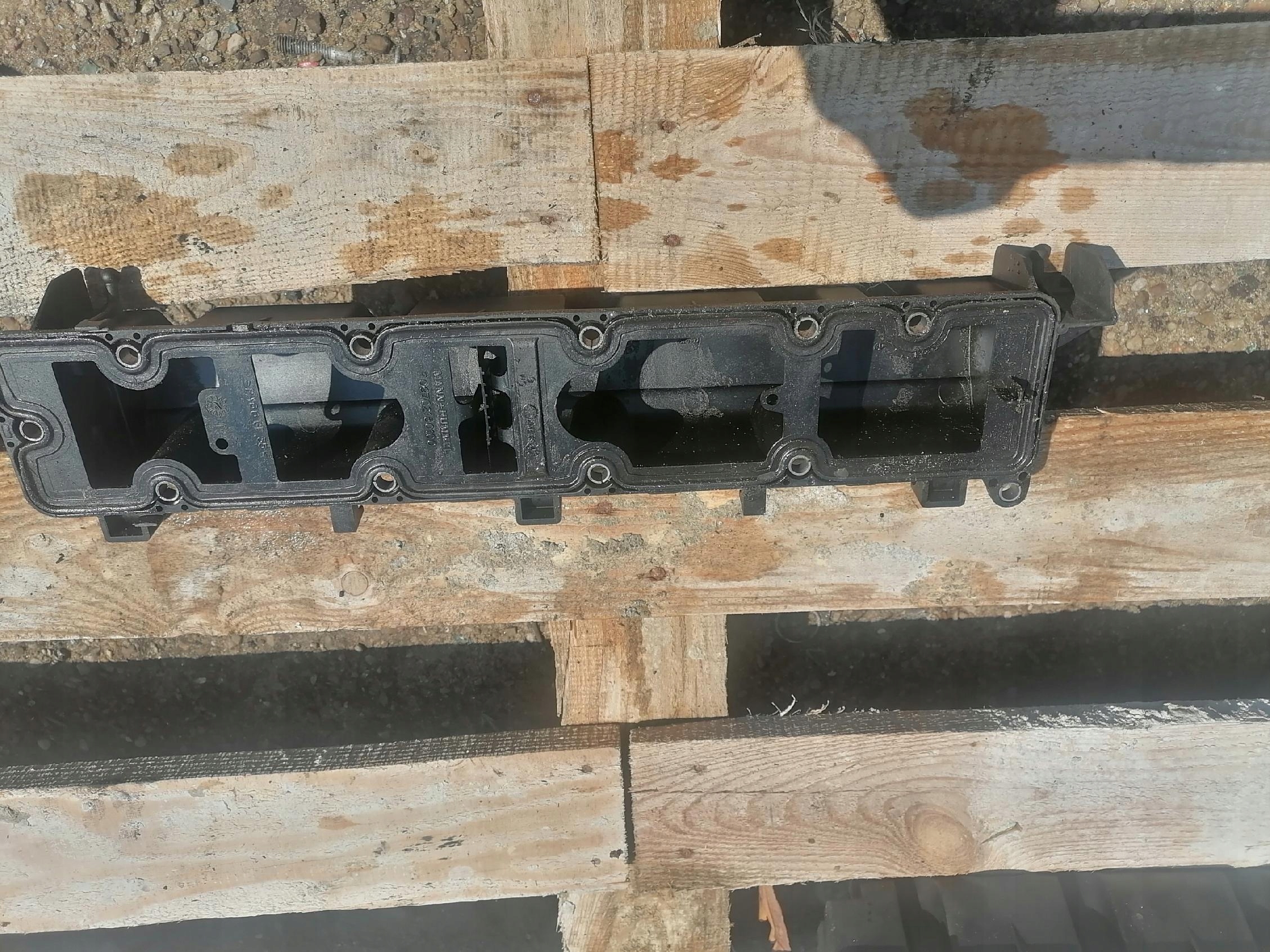 CITROEN C4 C5 1.8 16V EW7AF Abdeckung der Ventile