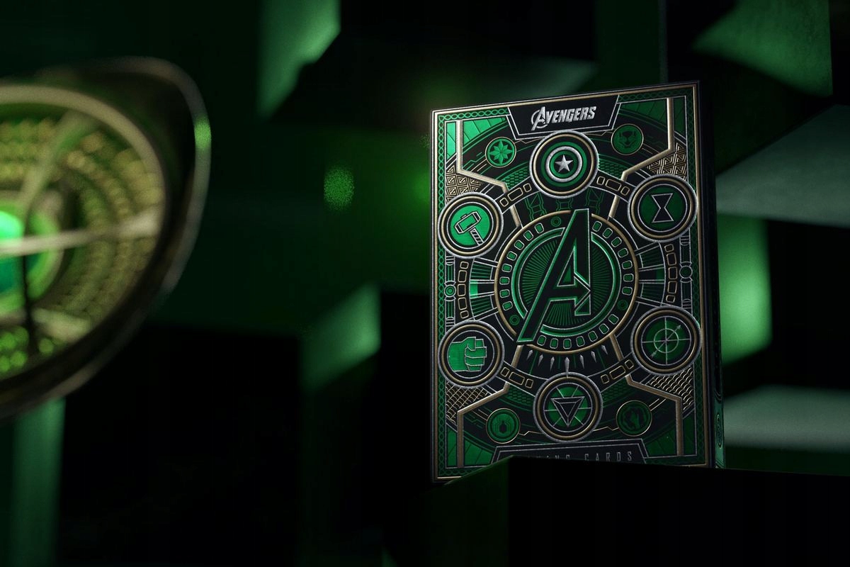 Theory11 AVENGERS GREEN EDITION - karty klasyczne Liczba talii 1