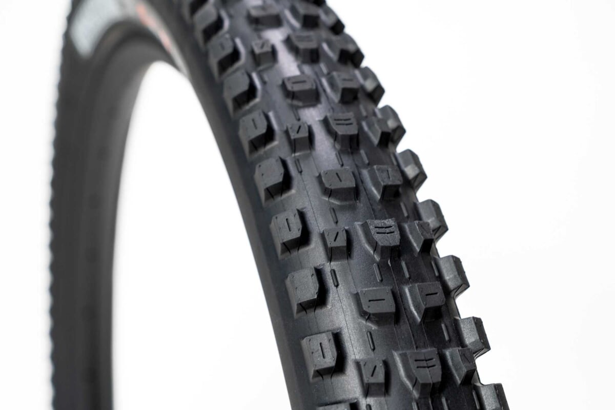 Zwijana Opona Maxxis Dissector 29 x 2,40 3C Mt Exo Tr Wt