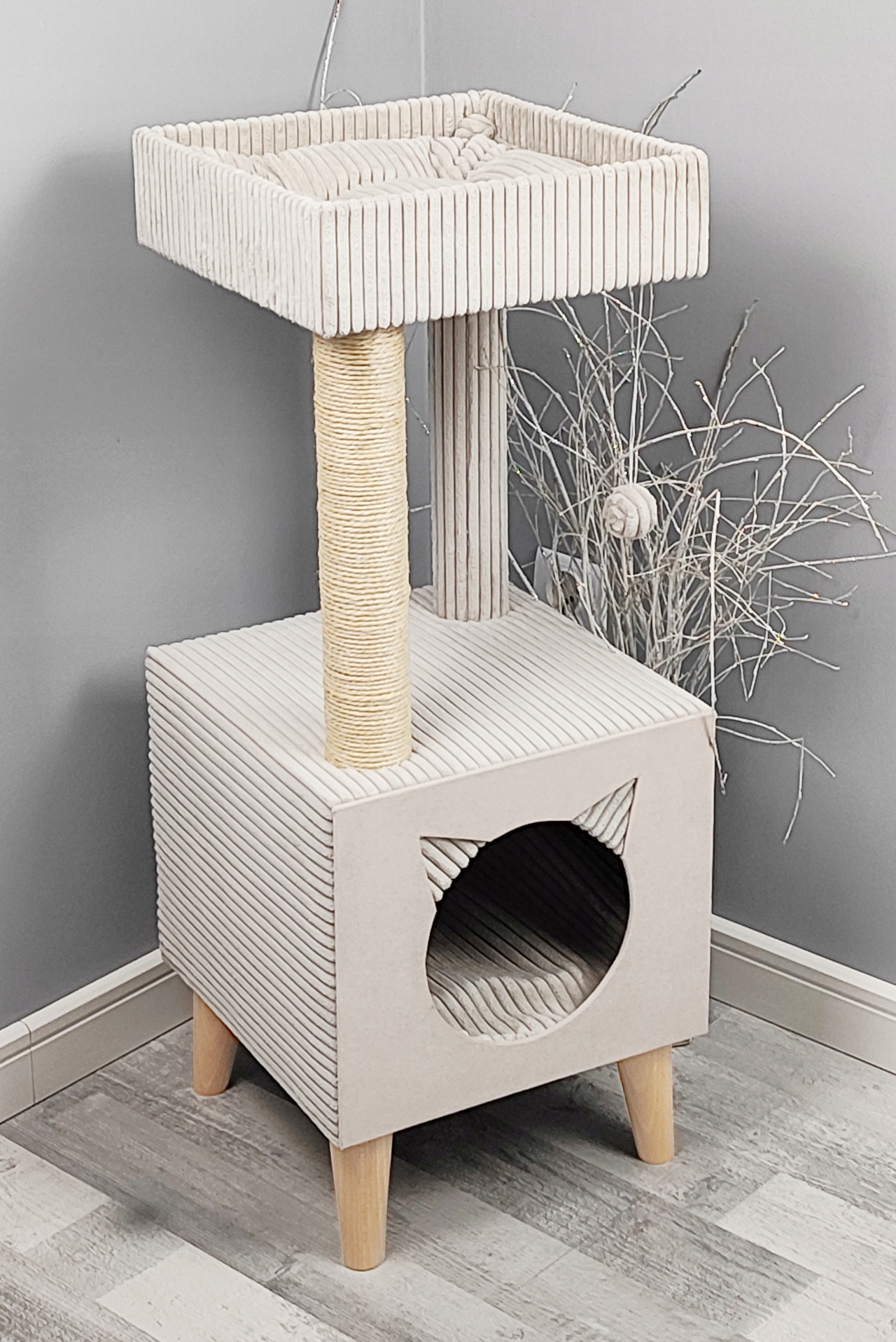 Levně Drapak XXL Pro Kočky Skandinávský Pelíšek Domeček Sisal Béžový Světlý Velur