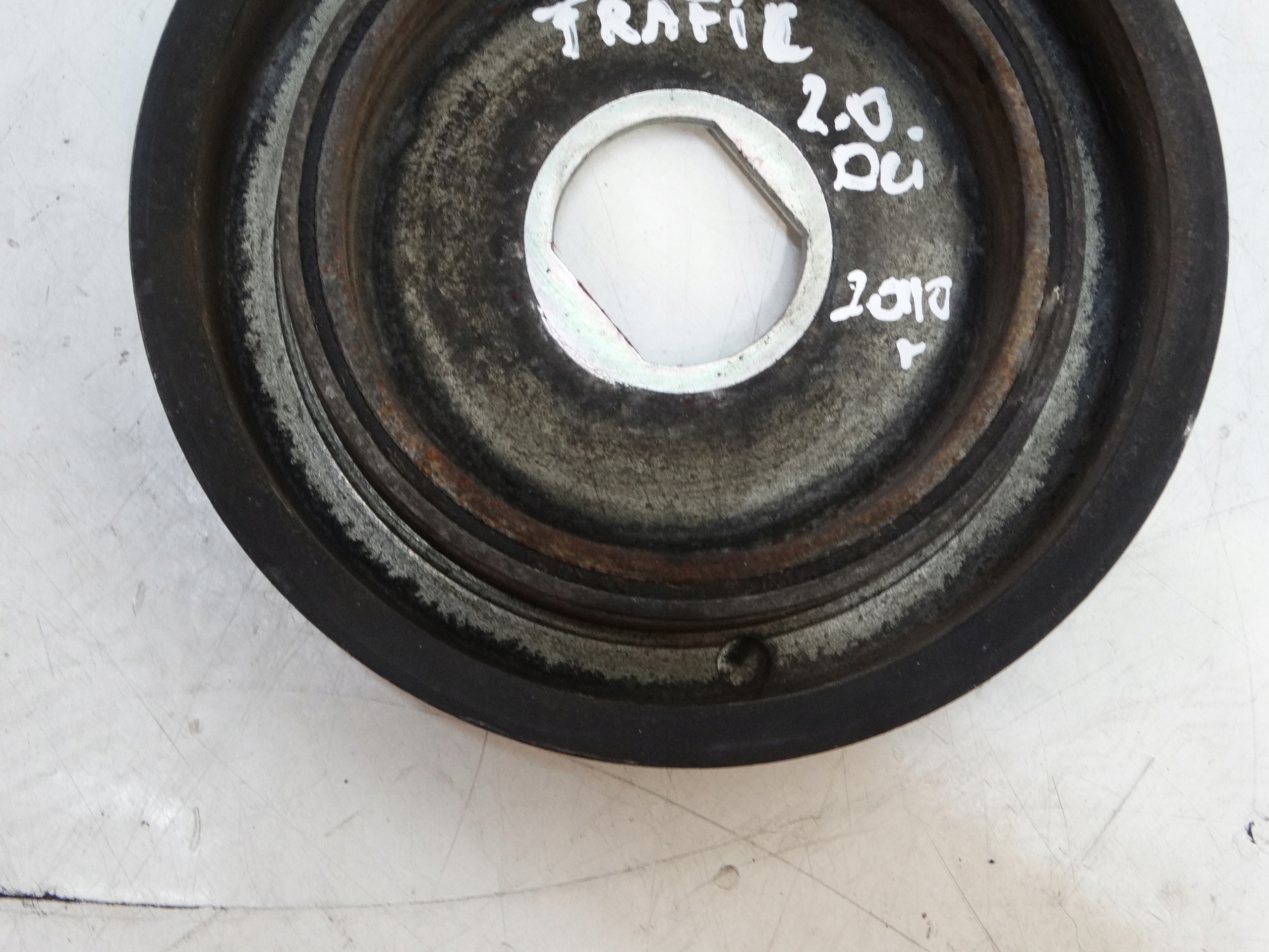 csigák WALU TRAFIC 2.0 DCI 2010r. 8201658962