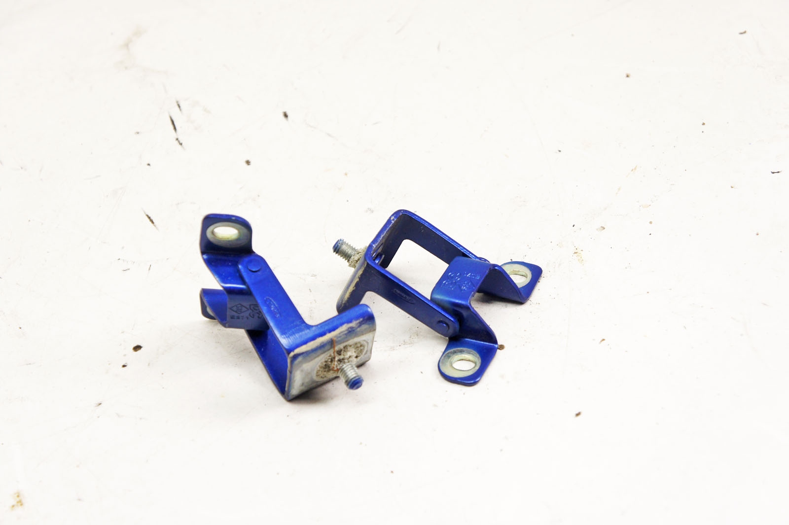 Ly138 Dacia Sandero III петли откидной задний комплект