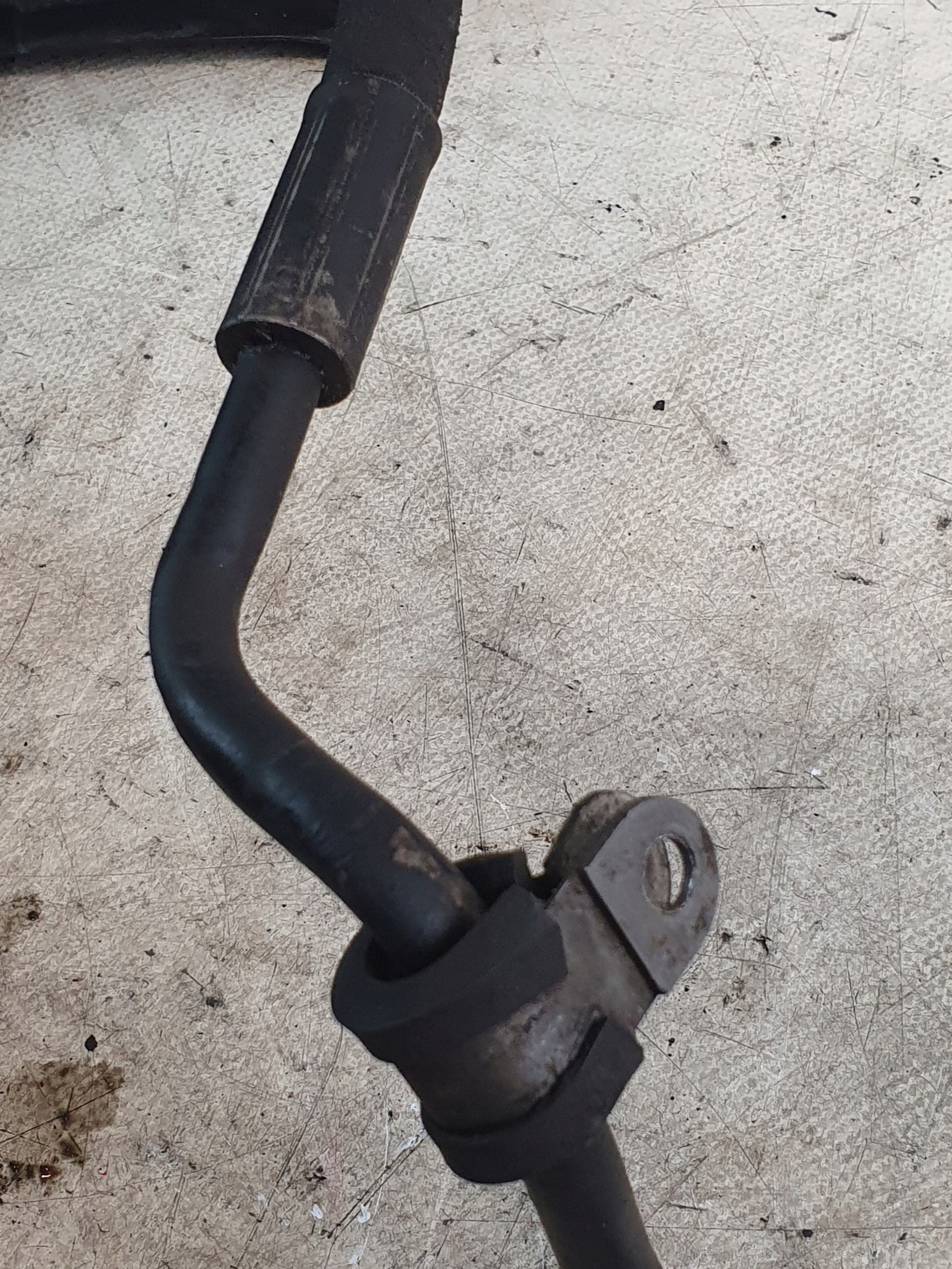 Schlauch der Lenkung VOLKSWAGEN BORA 1.6B 00r.