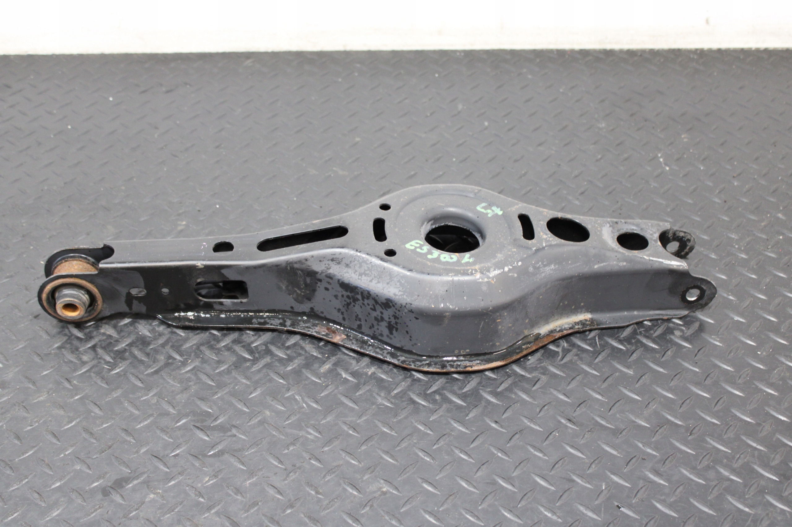 Querlenker links heck LEXUS ES 300H ES300H VII 7
