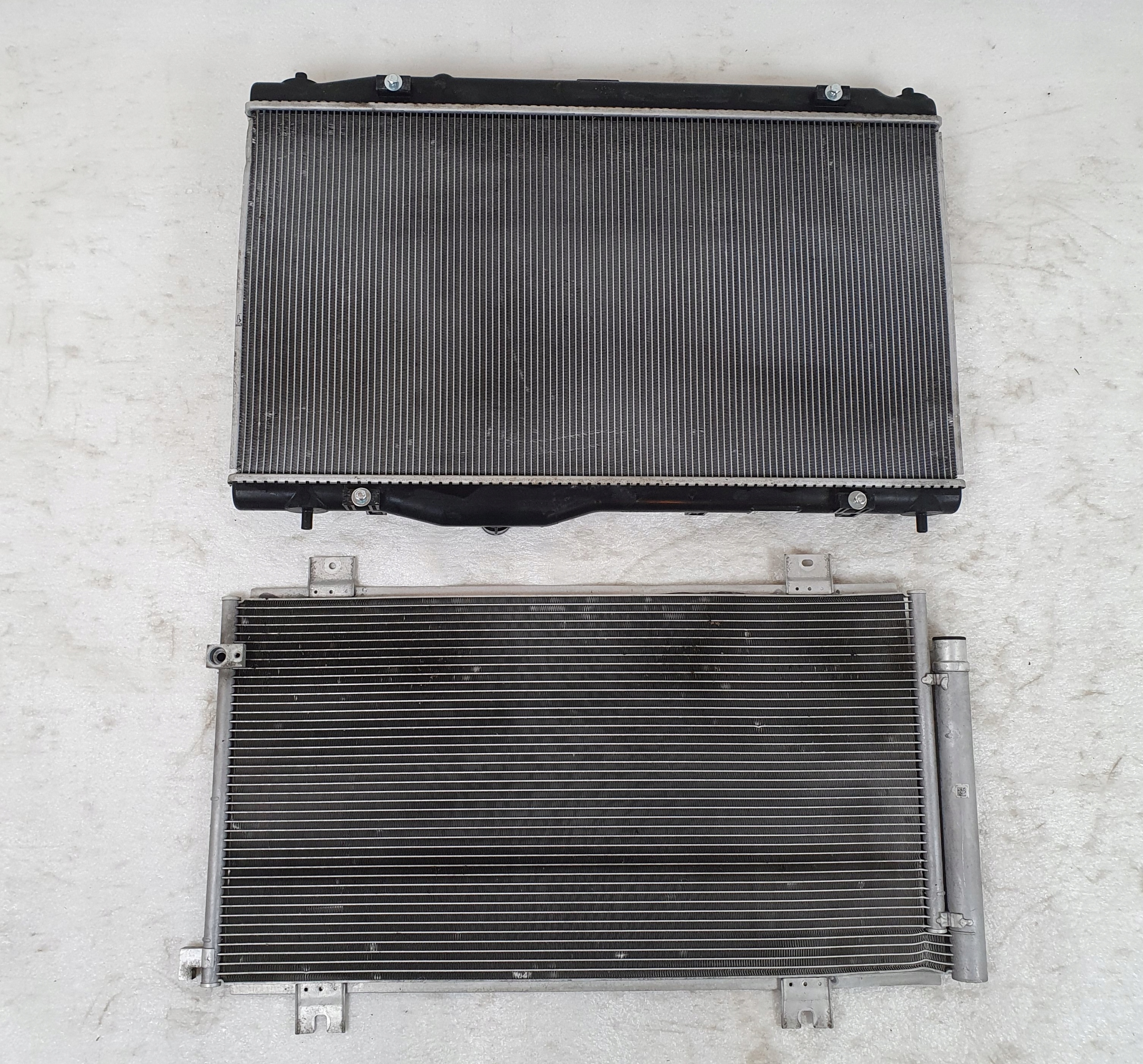 80100-TGN-G010-M1 MF223000-9600 - РАДИАТОР ВОДЯНОГО КОНДИЦИОНЕРА HONDA CIVIC X TYPE-R