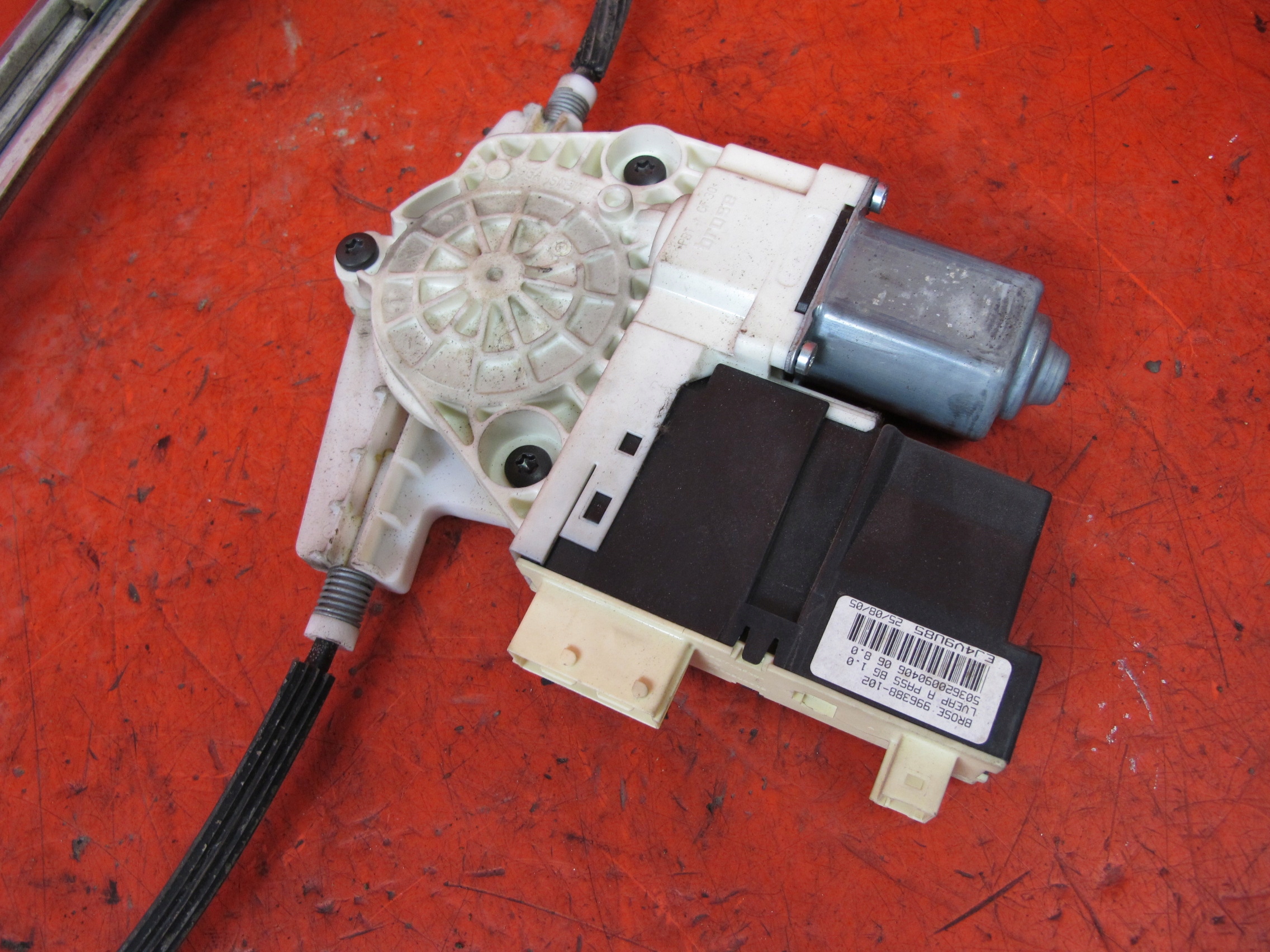 CITROEN C4 and 5D 04-11 window regulator right front