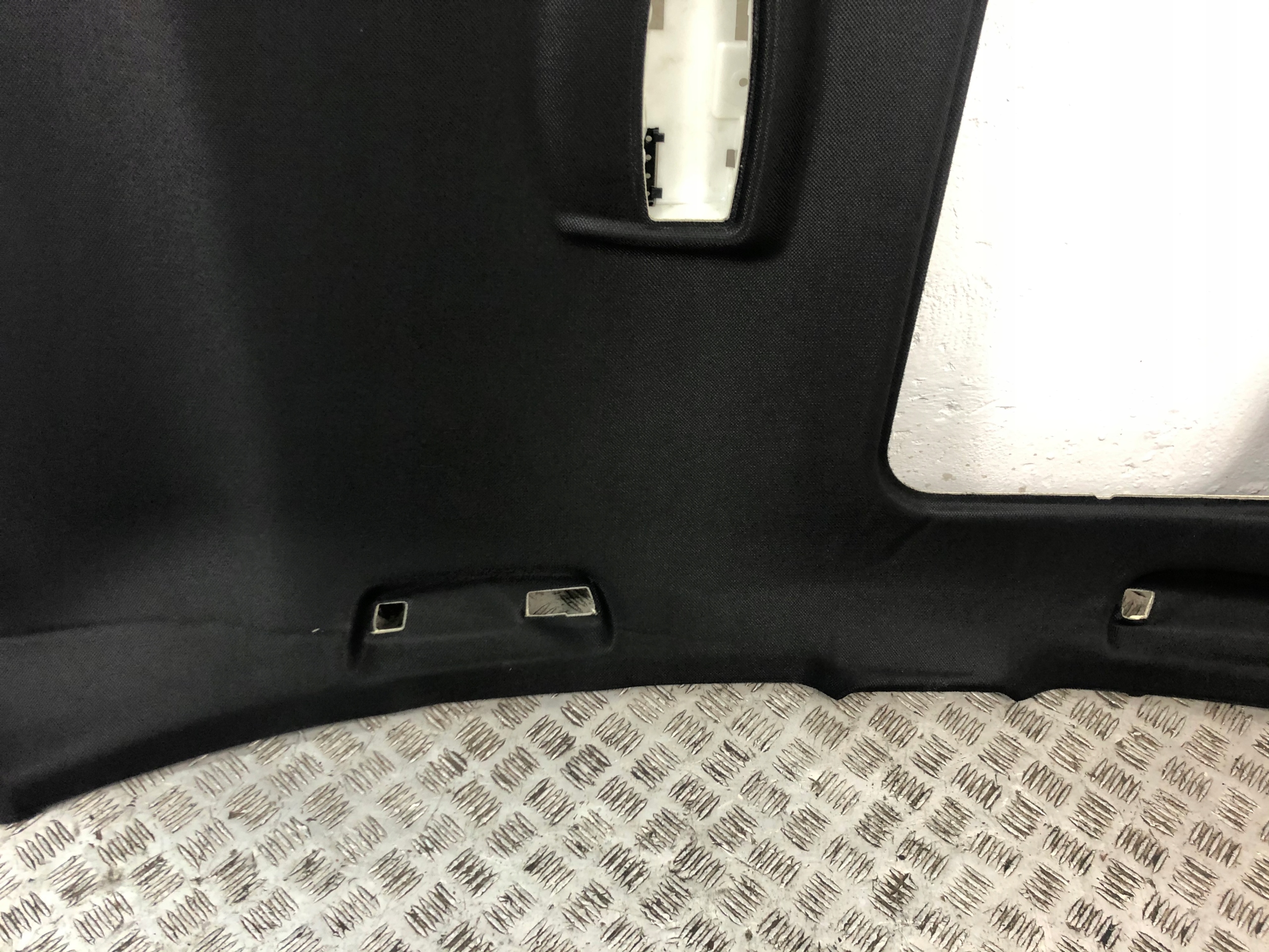 BMW F30 LIFT M PAKIET PODSUFITKA USZKODZONA Typ samochodu Samochody osobowe