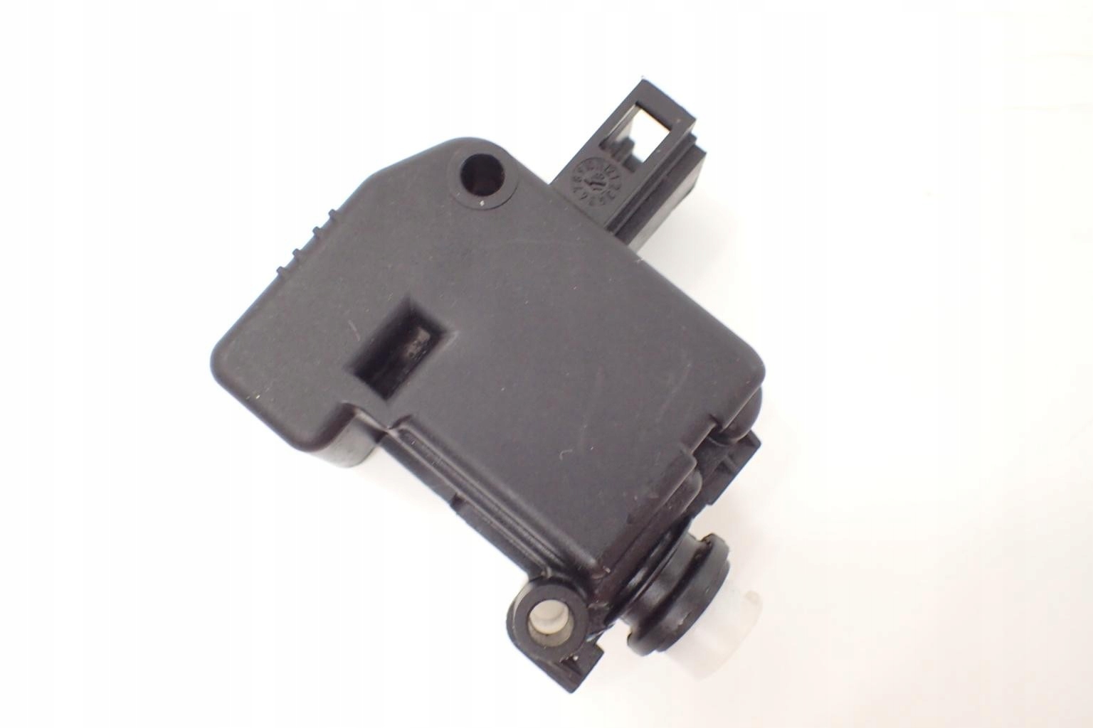 132636-1111 - BMW R 1250 RT K52 18-реле датчик