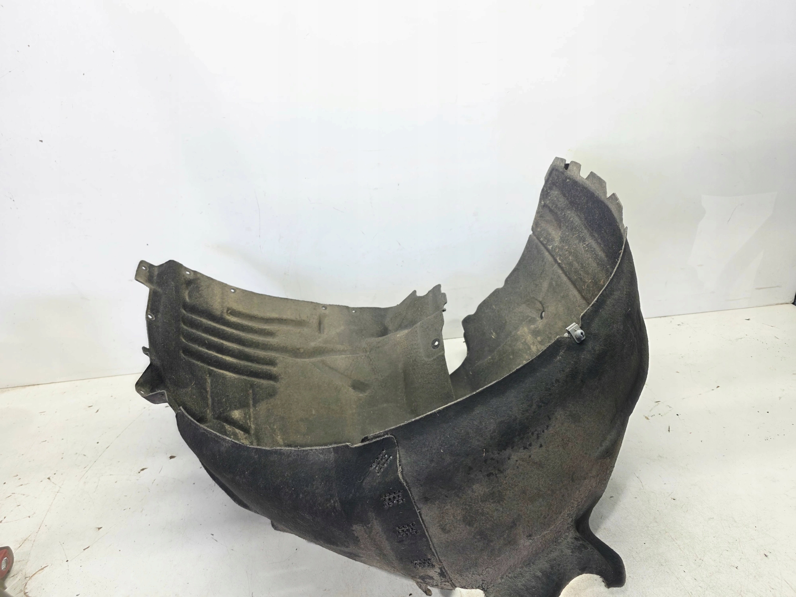 mudguard MATERIAOWE right front AUDI A6 C8 4K0821172