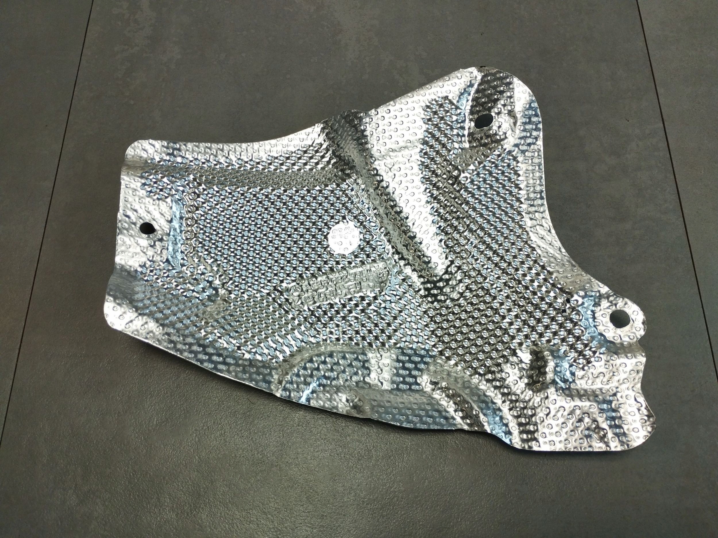 Mercedes-Benz E W213 Blende Abdeckung TERMICZNA A2136821300