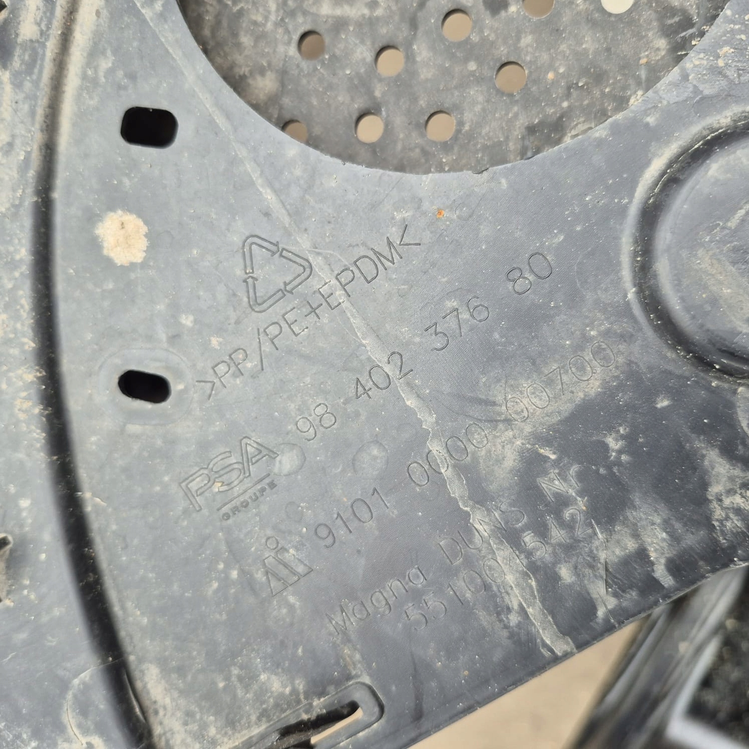 OPEL ASTRA L VI 22- cover motor cover front front 9840237680