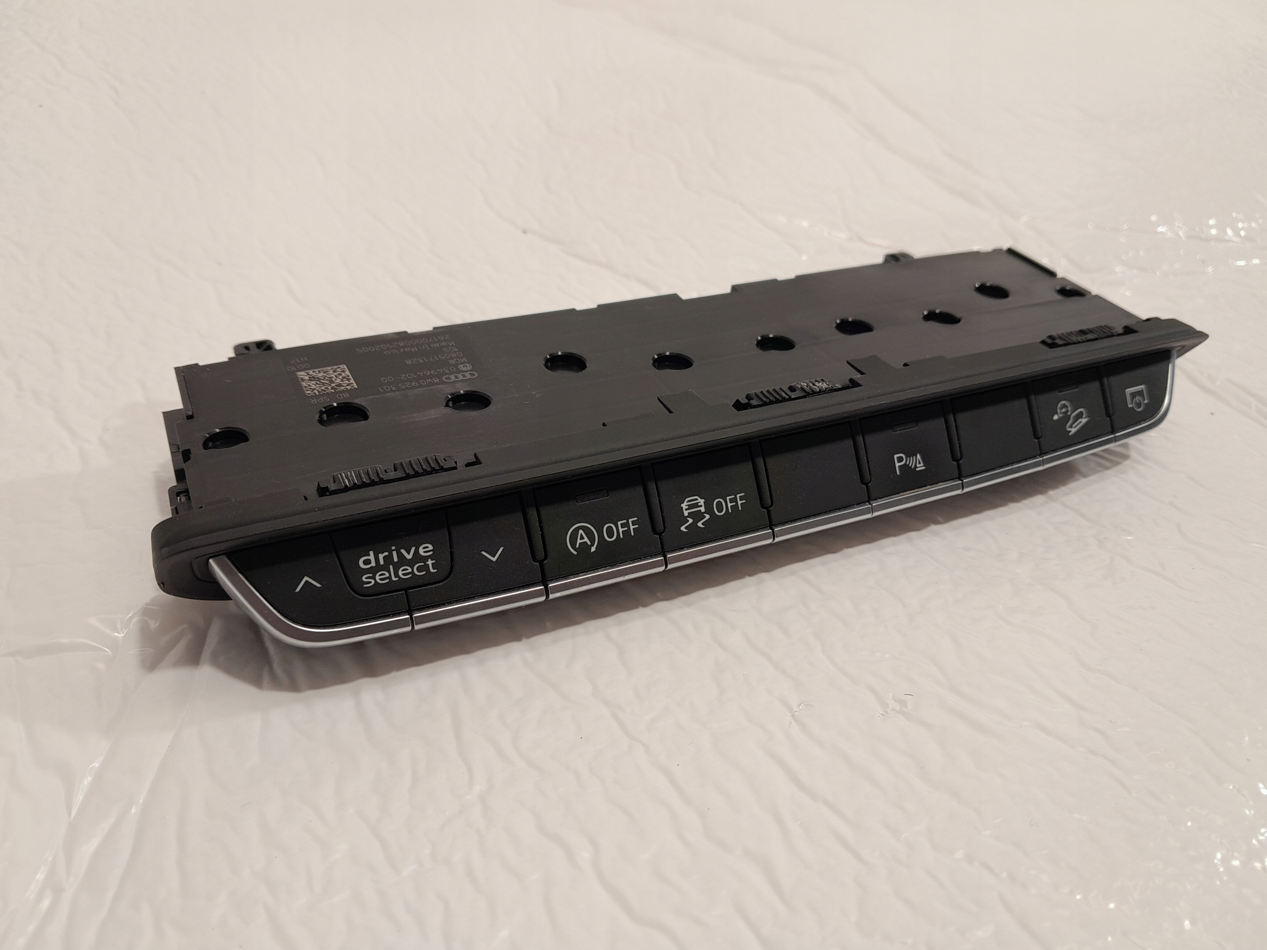 AUDI Q5 II 80A PANEL controls 8W0925301BD