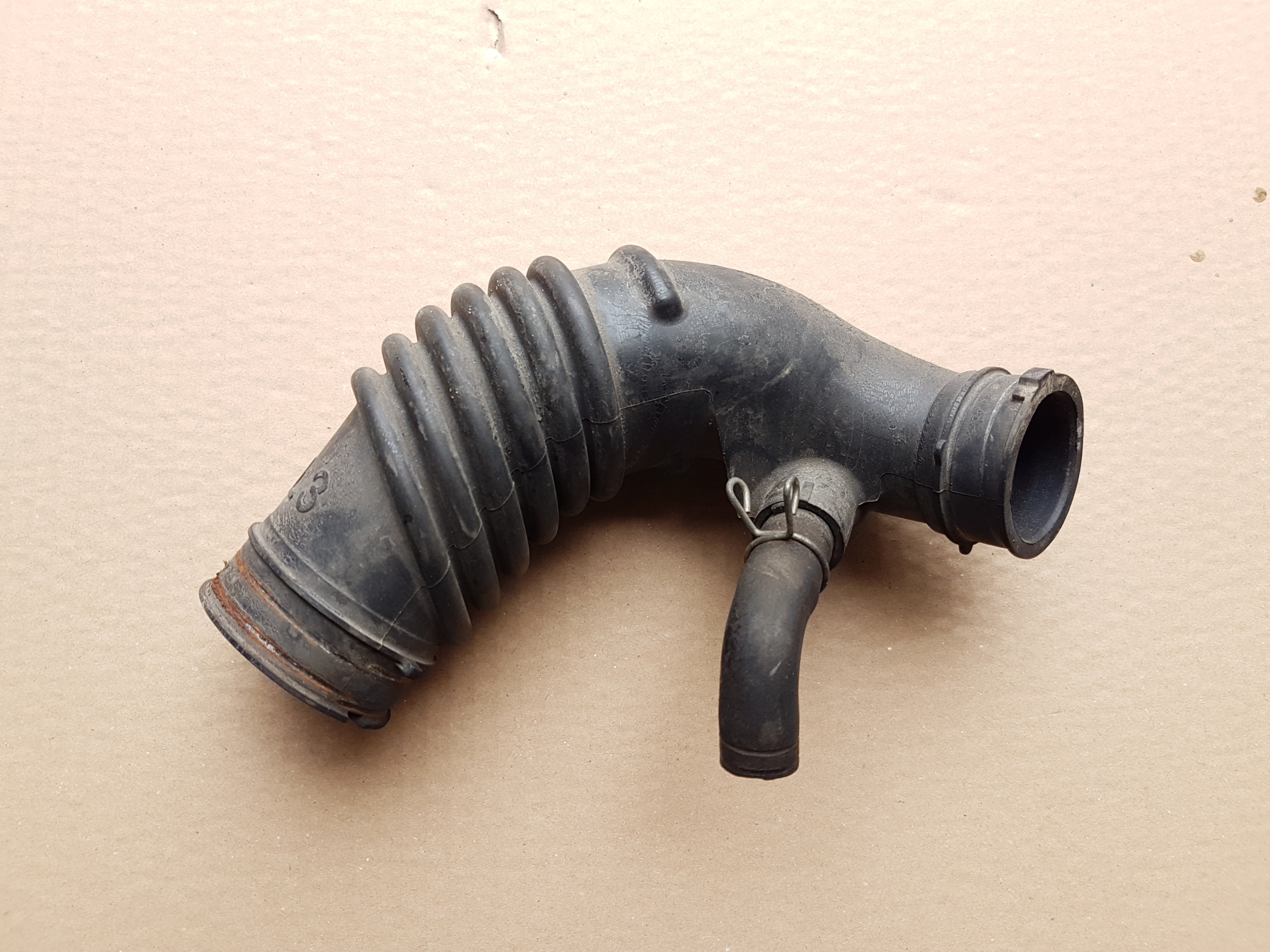pipe air TOYOTA IQ 1.0 1781-40040
