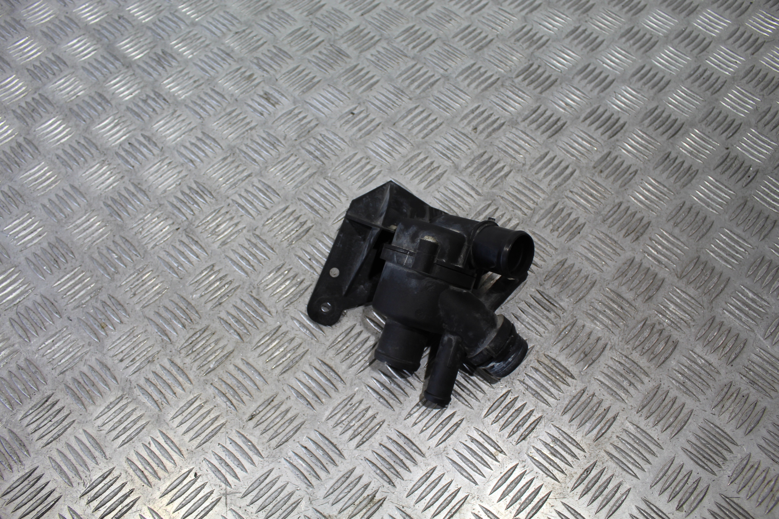 csomag TERMOSTATU RANGE ROVER SPORT 2 L494