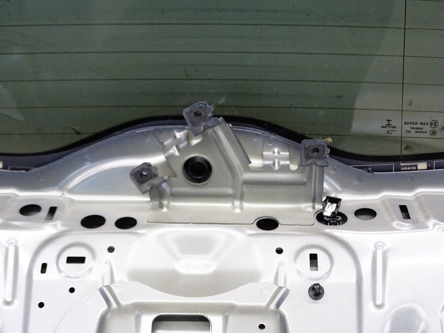 trunk door cover boot VOLVO V40 II OSMIUM GREY window 2015