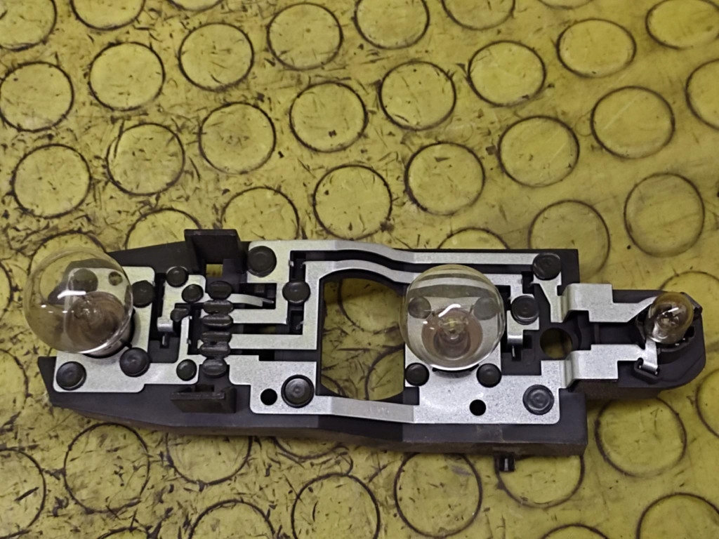 RENAULT LAGUNA II light left rear part to the bonnet B74PH2