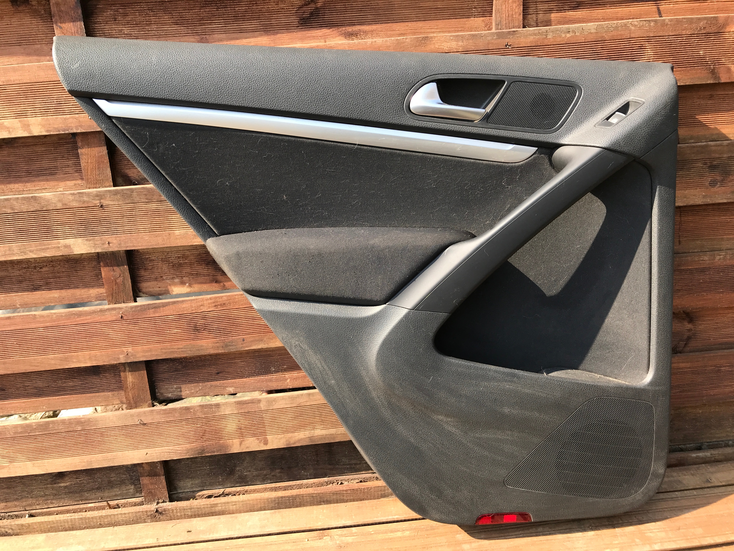 side door left rear part VW TIGUAN 5N0867211