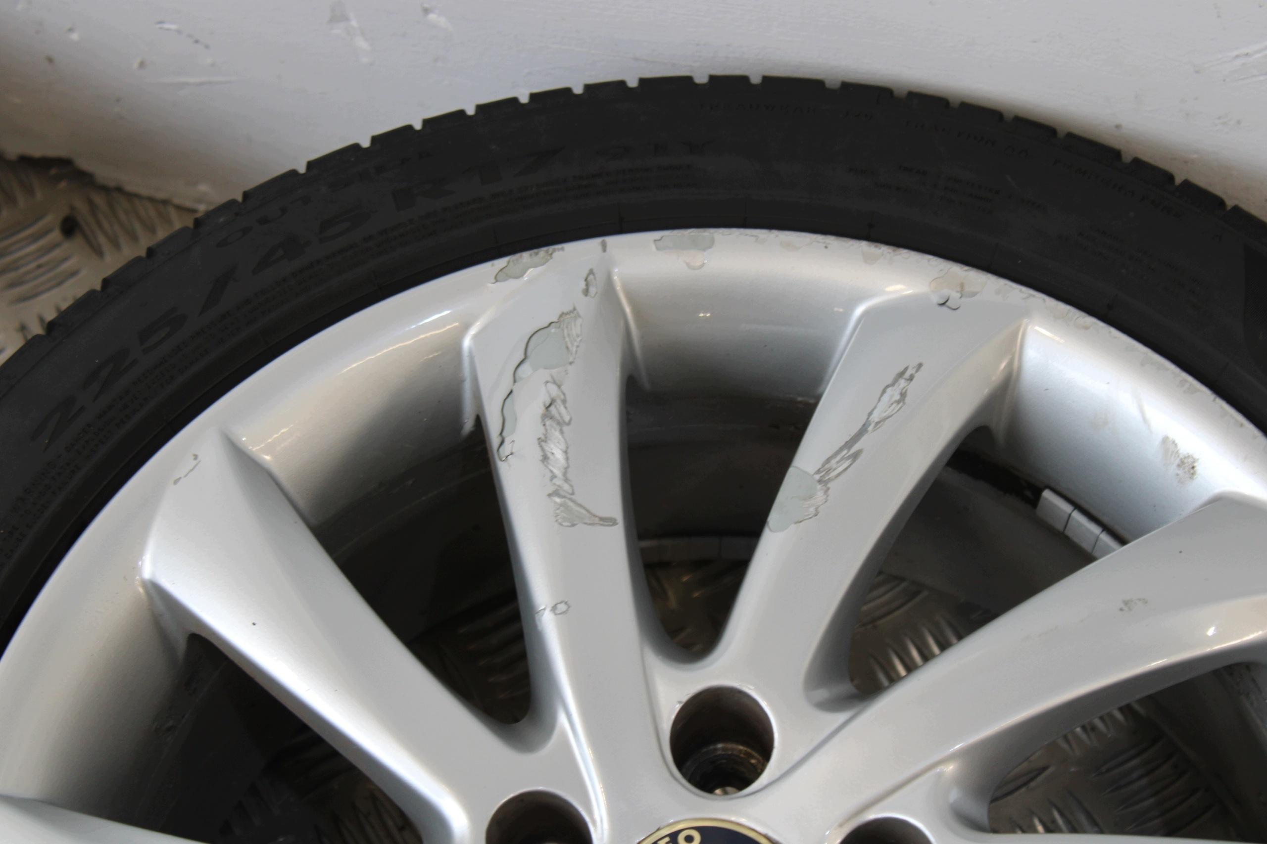 wheels discs disc 225/45 R17 ALFA ROMEO GIULIETTA 2.0MJ