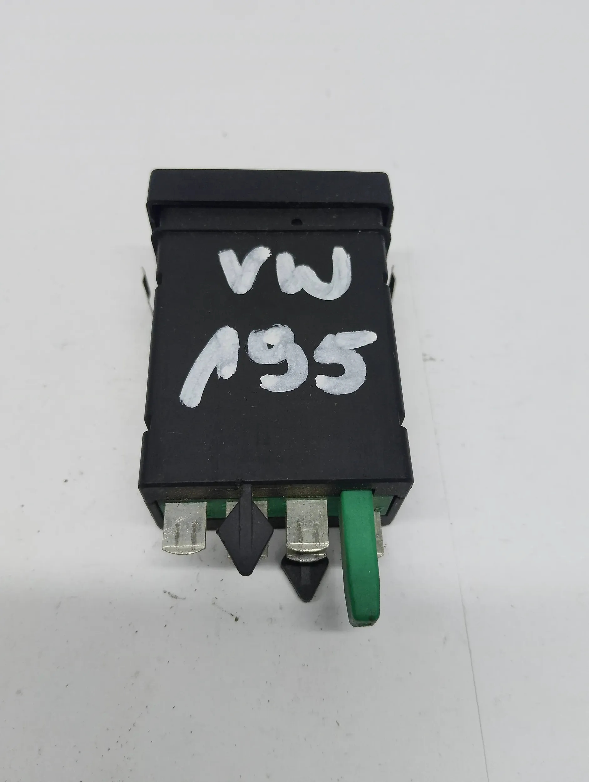 switch grzania seats Volkswagen Passat B5 3B0963563C