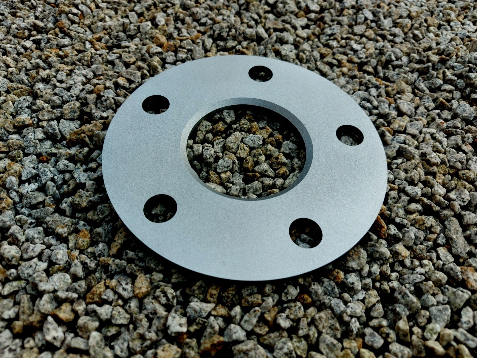 

Dystans Dystanse Honda 5x114,3 64,1 5M