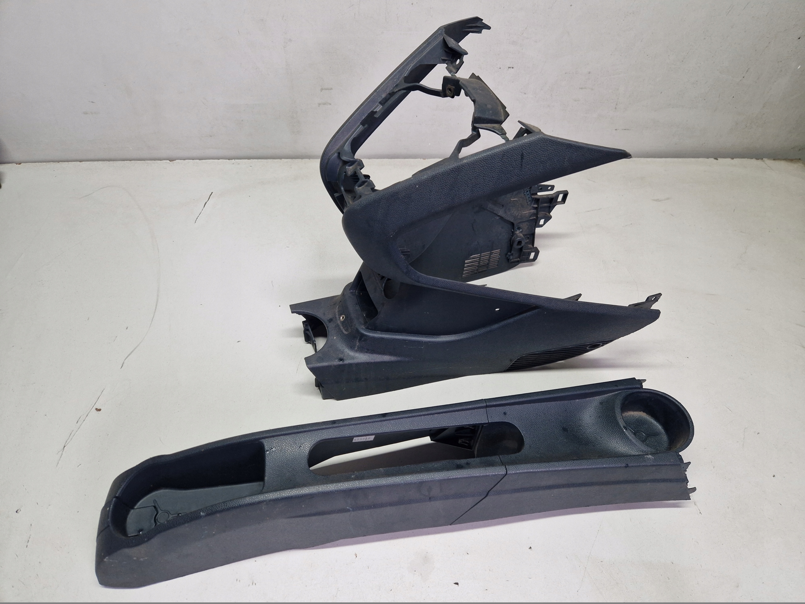 FORD KA MK2 TUNEL central armrest 735433909