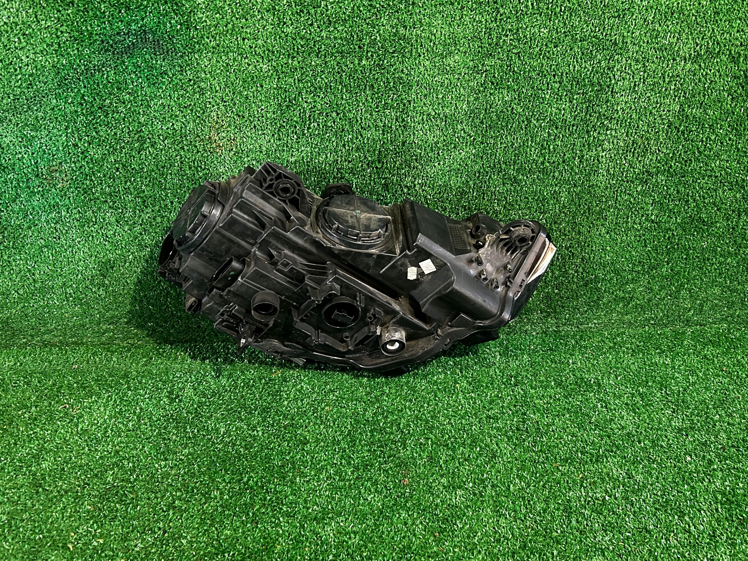REFLEKTOR left AUDI A3 LIFT XENON 16- 8V0941005E NR.R