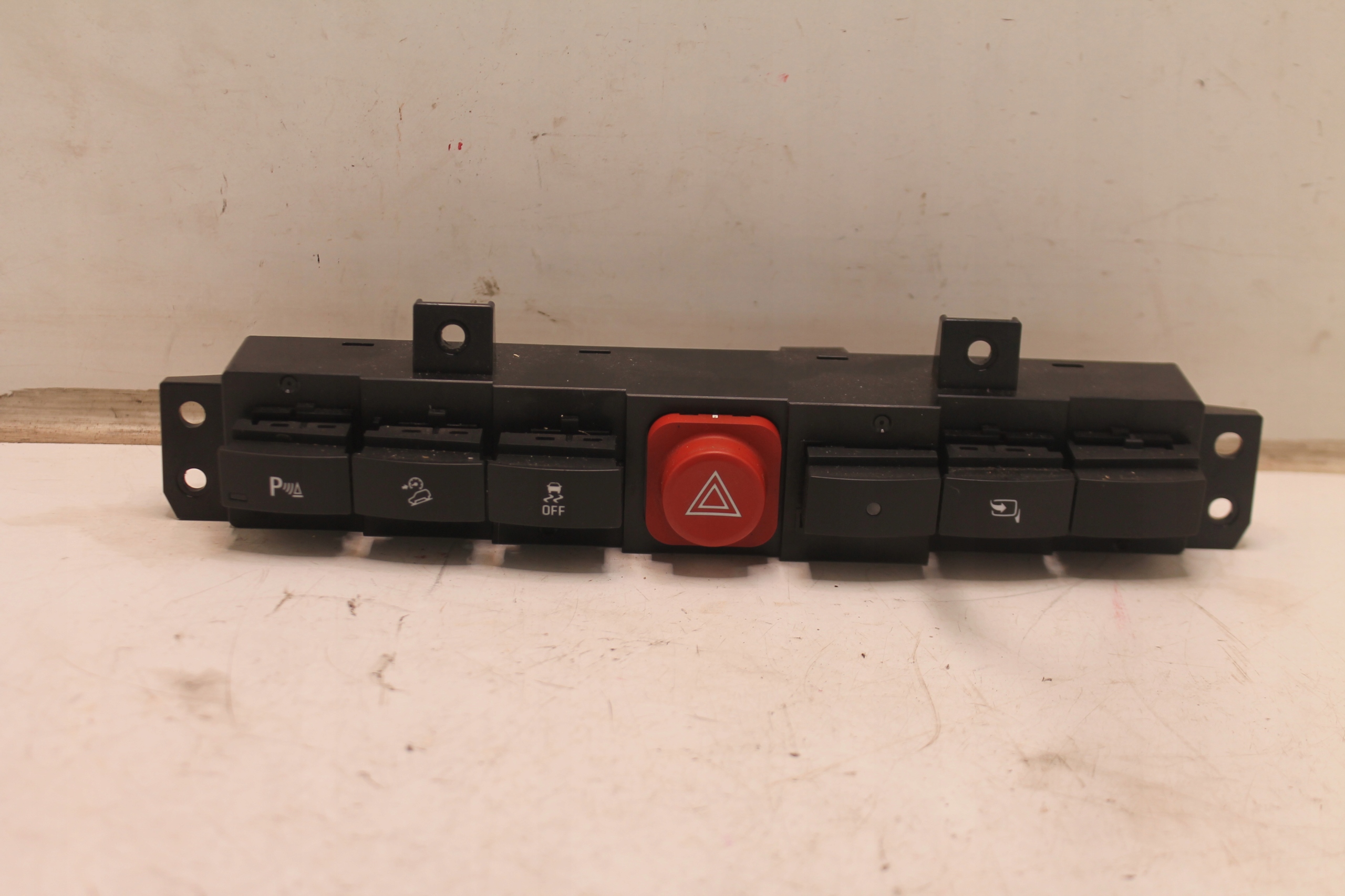 PANEL switch button of warning lights 20898134 OPEL ANTARA 06-15