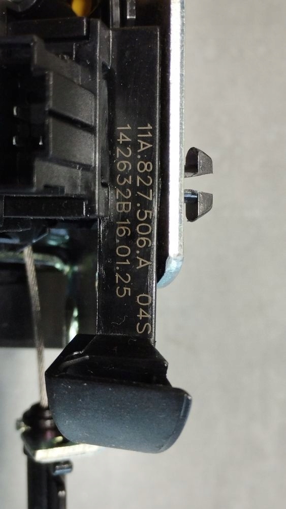 Audi A5 B10 KOMBI lock bonnet boot 11A827506A