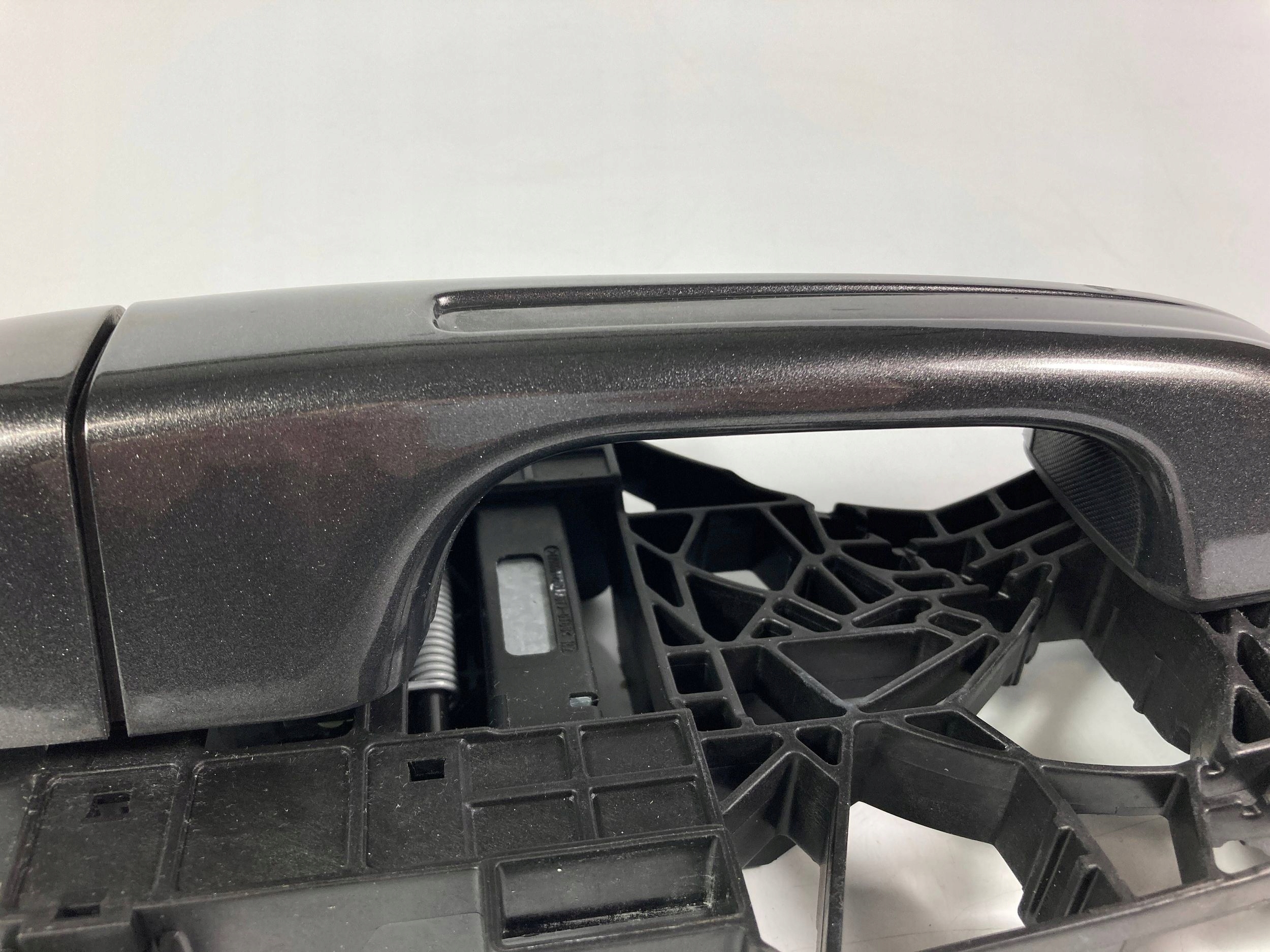 Ram 1500 V handle exterior door right rear part 2019+