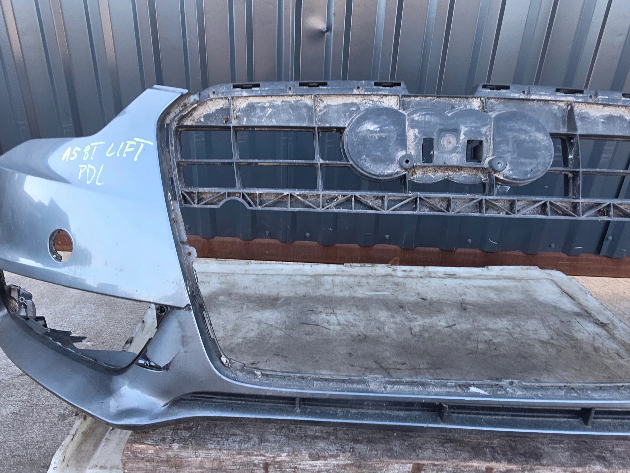 Stoßstange vorne AUDI A5 8T LIFT PDC 2011-2016 Original !!!