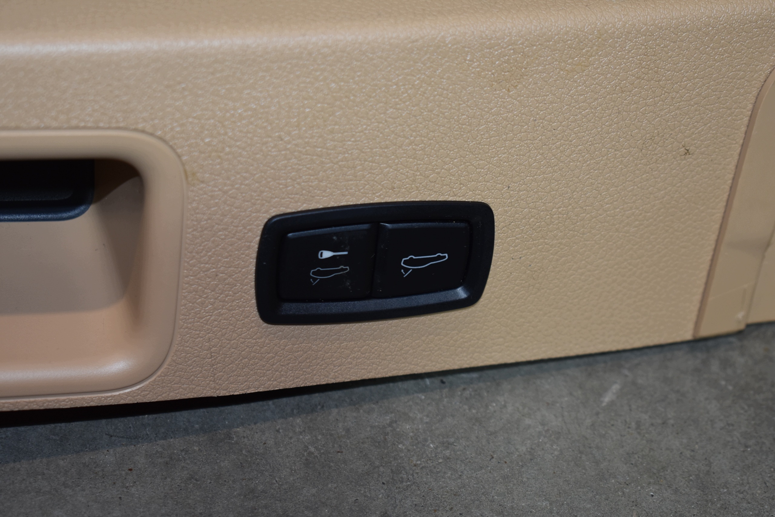 IDEALNA cover side bonnet boot KPL. PORSCHE MACAN 1