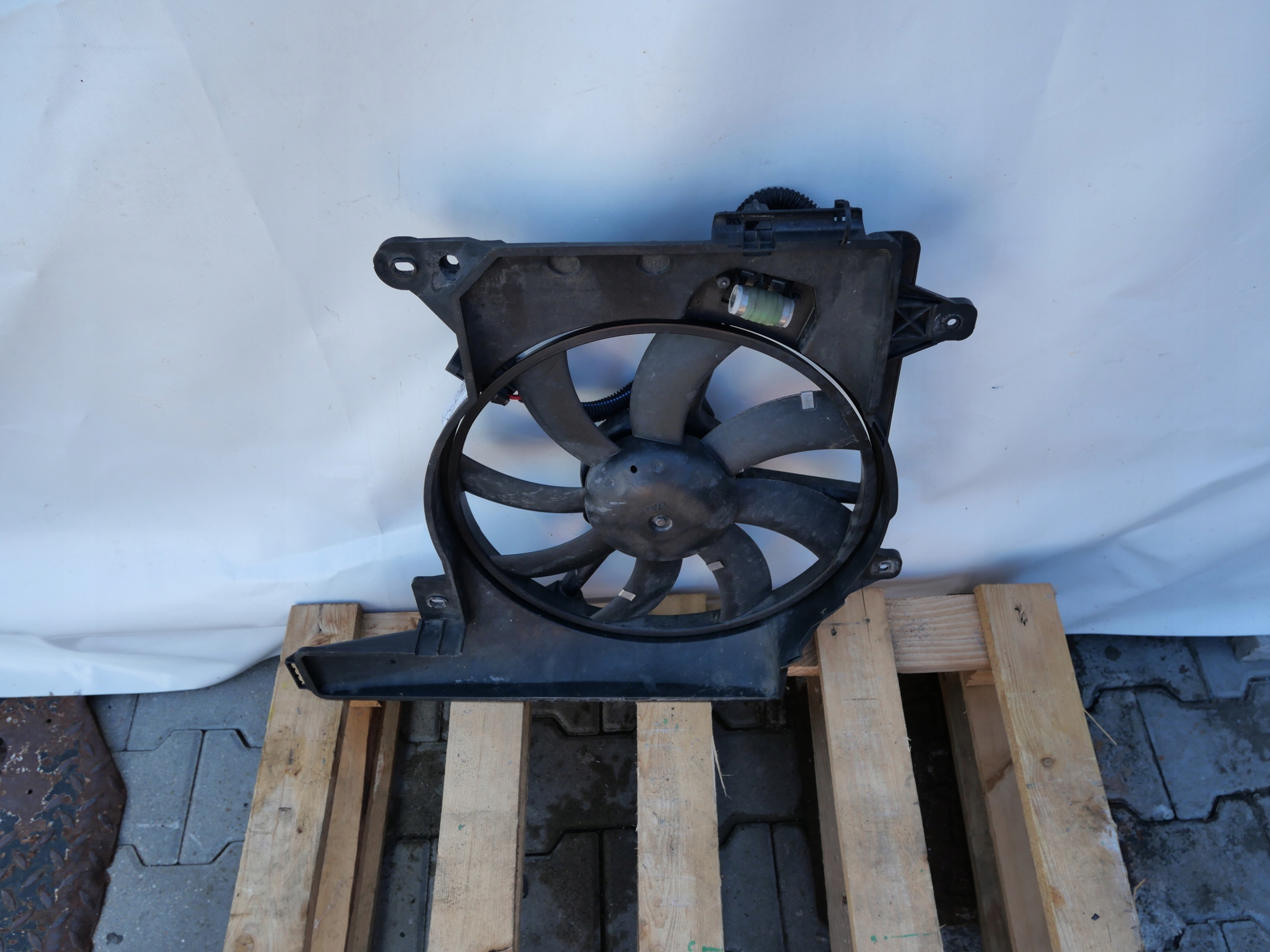 ventilátor chladiče vody MOTORU OPEL MERIVA
