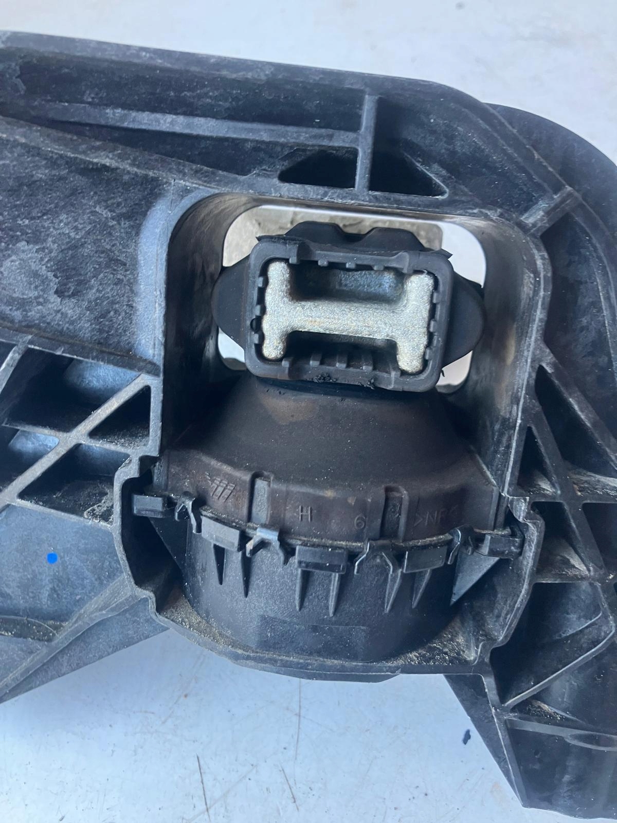 holder engine mount CITROEN C4 PICASSO II 1.2 THP 008956