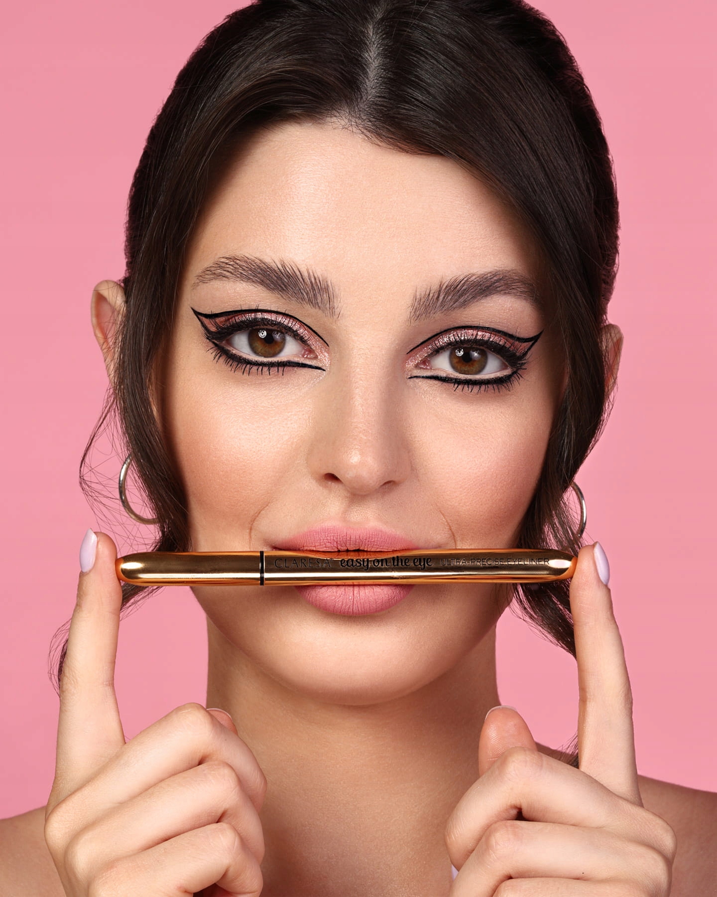 CLARESA Eyeliner 01 EASY ON THE EYE - Precyzyjna Kreska EAN (GTIN) 5903819803754