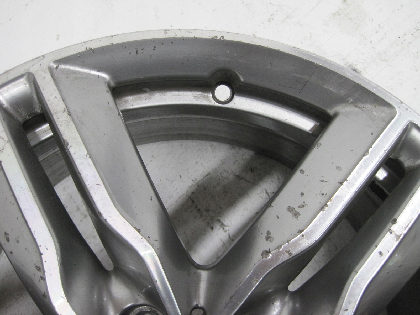 disk R18 BMW X1 F48 7850456