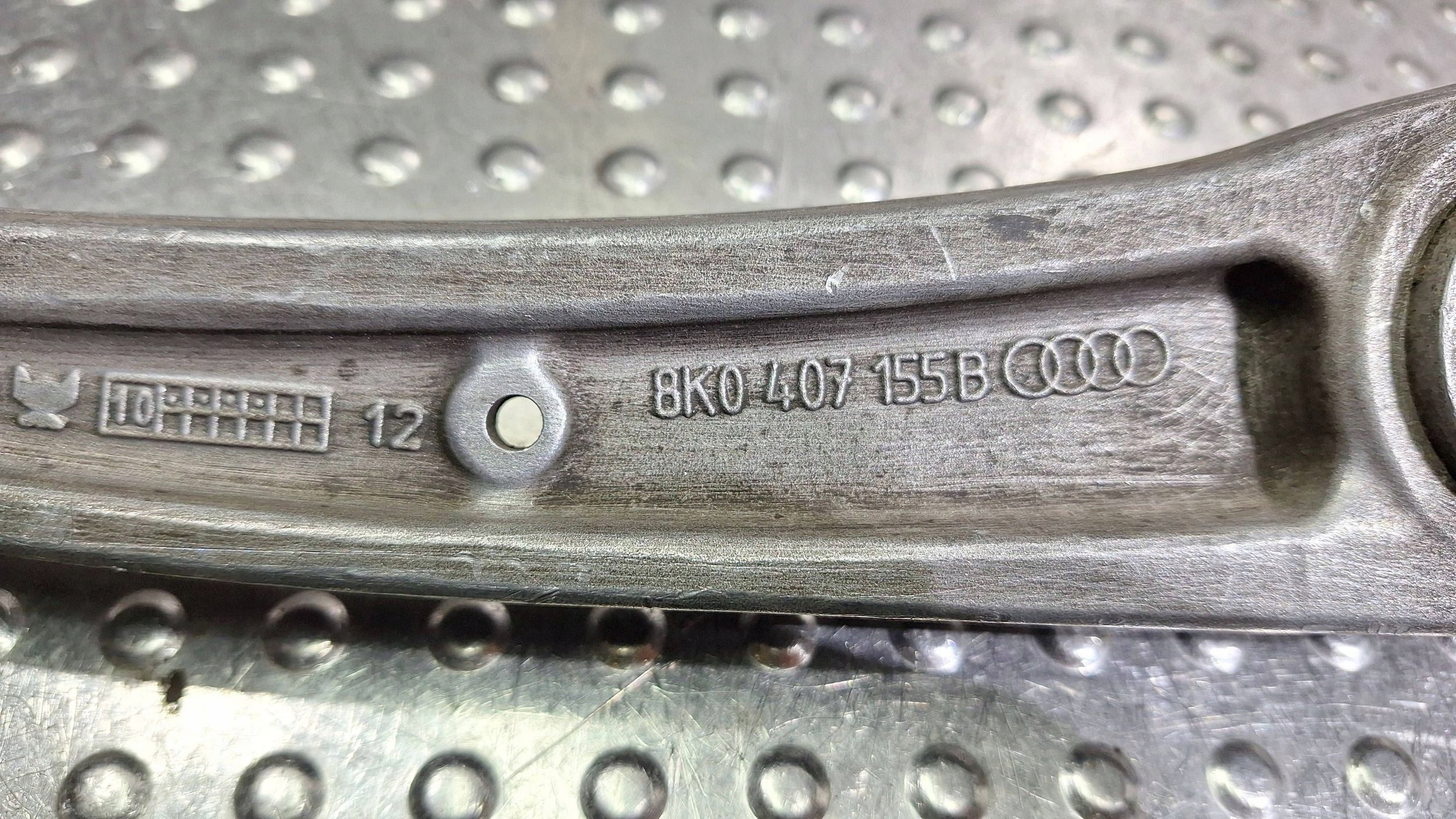 arm left front 8K0407155B AUDI A4 B8 A5 8T A7 A6 C7 Q5 8R