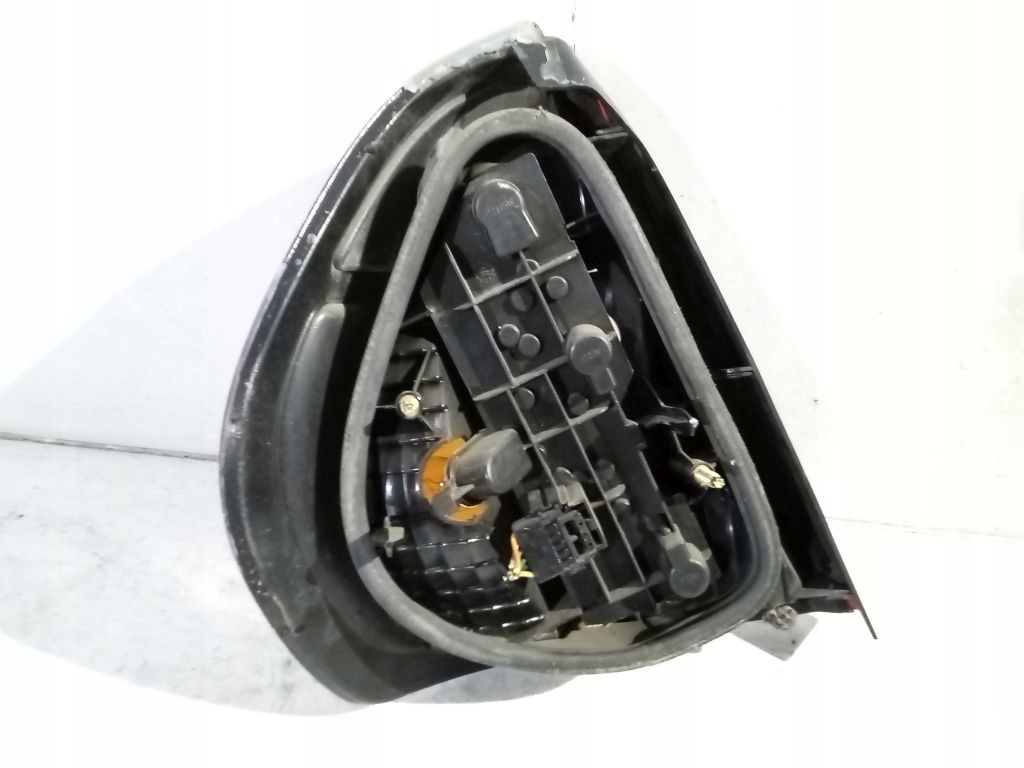Renault Thalia and light right rear part rear