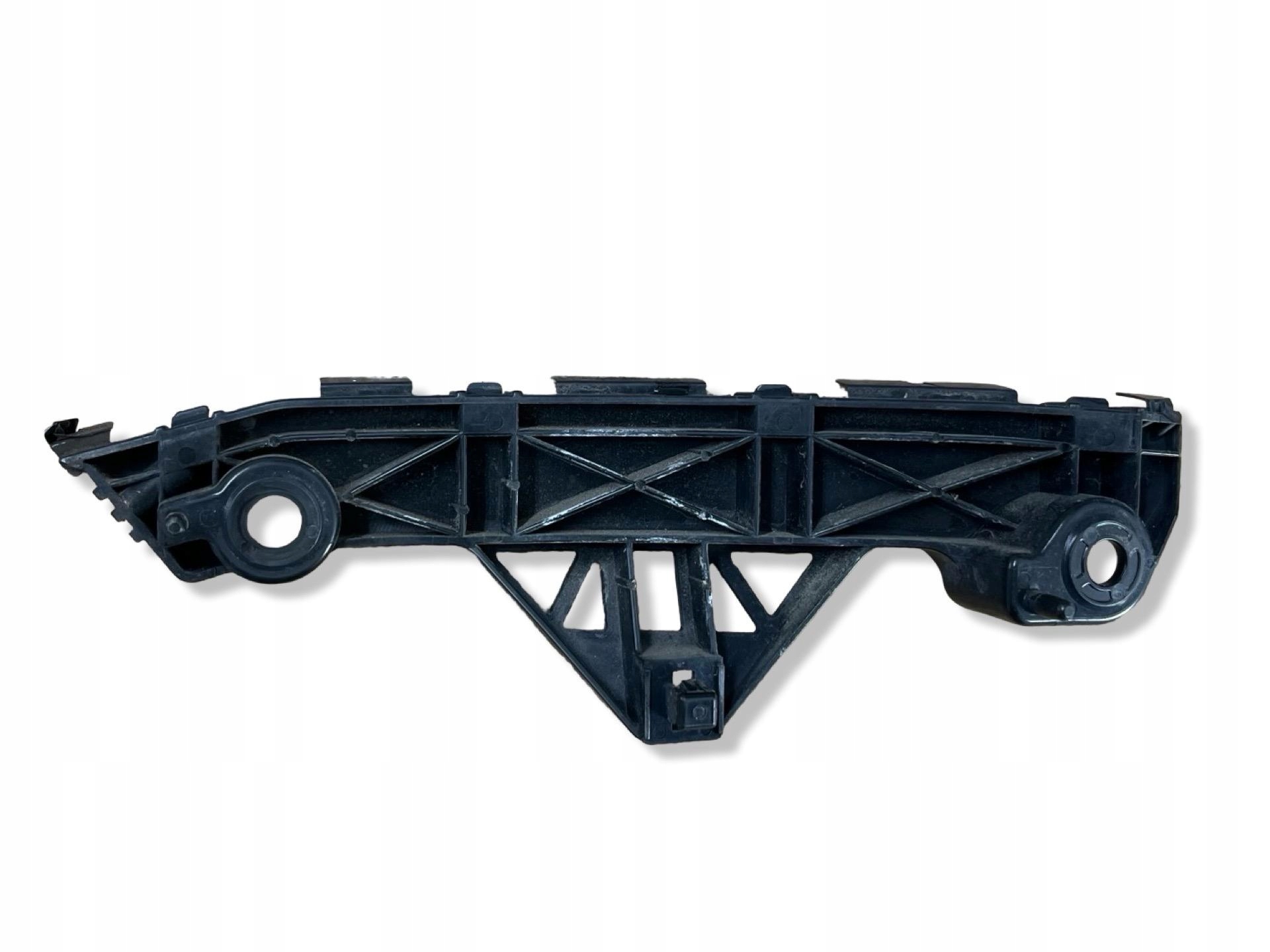 support holder of a bumper front left side Mazda 3 2 BL 2010 BBM4500U1