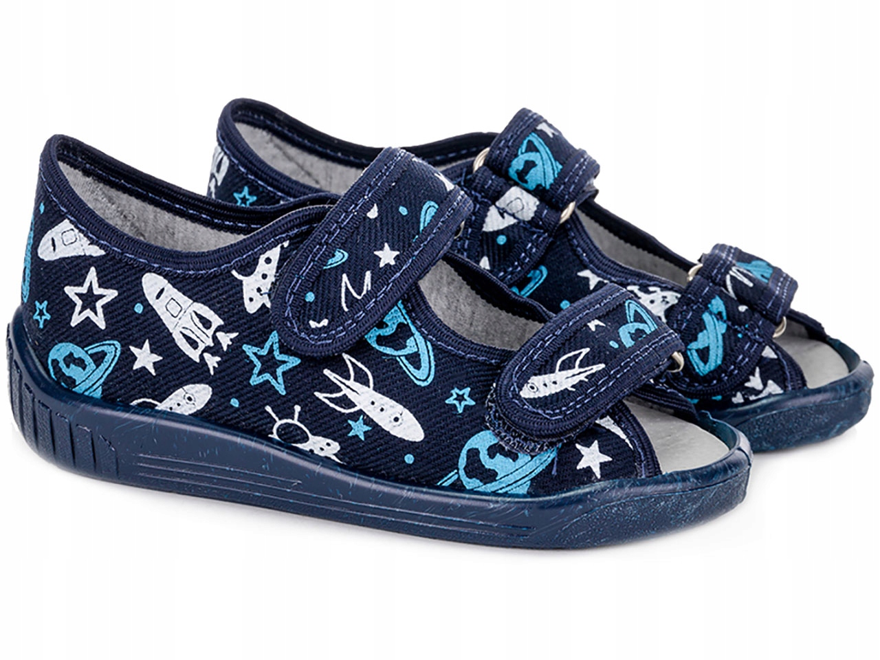 

Kapcie Dziecięce Sandałki Ze Skórzaną Wkładką r 20